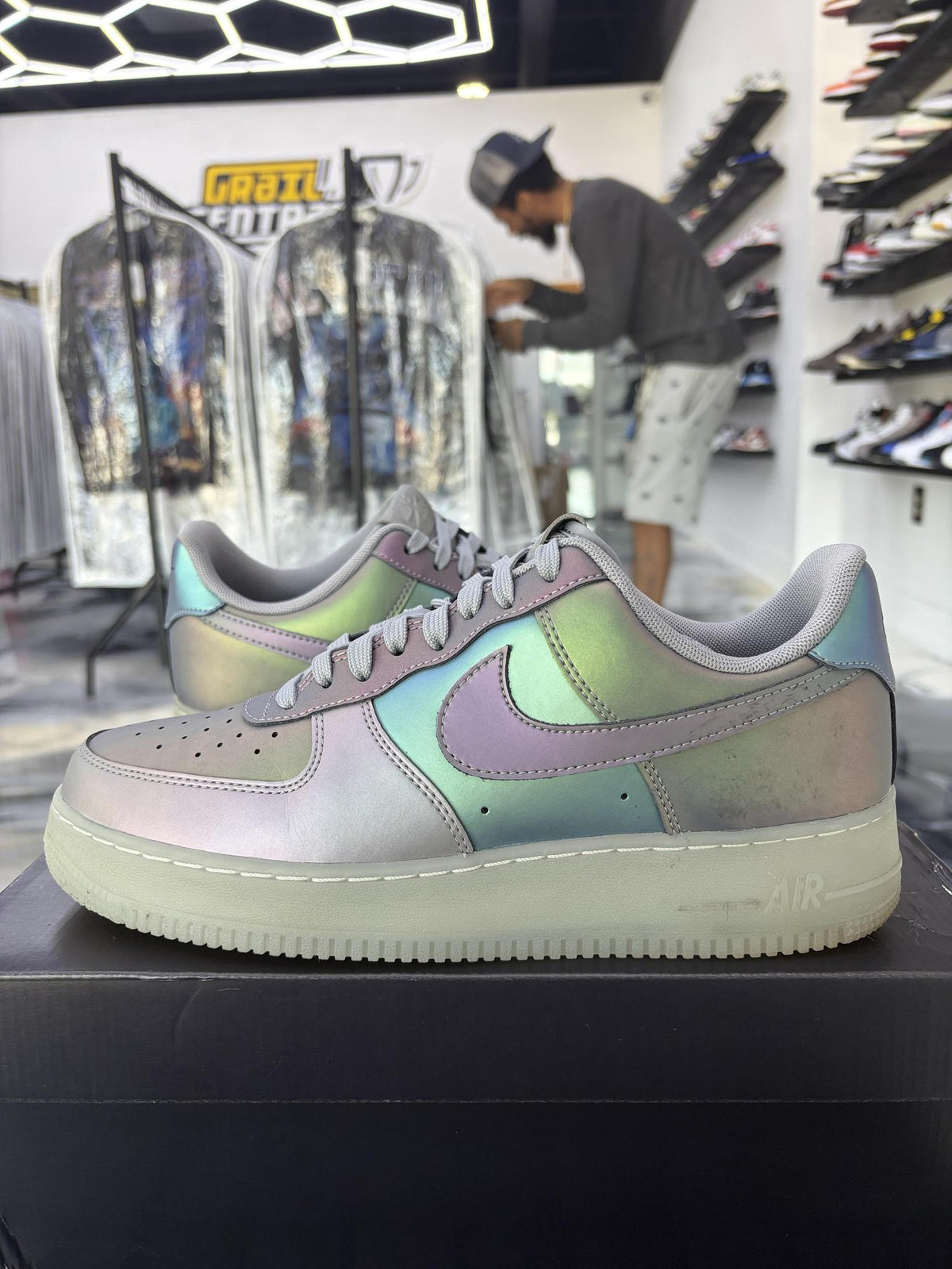 Nike Air Force 1 Low "Iridescent" Used Size 9