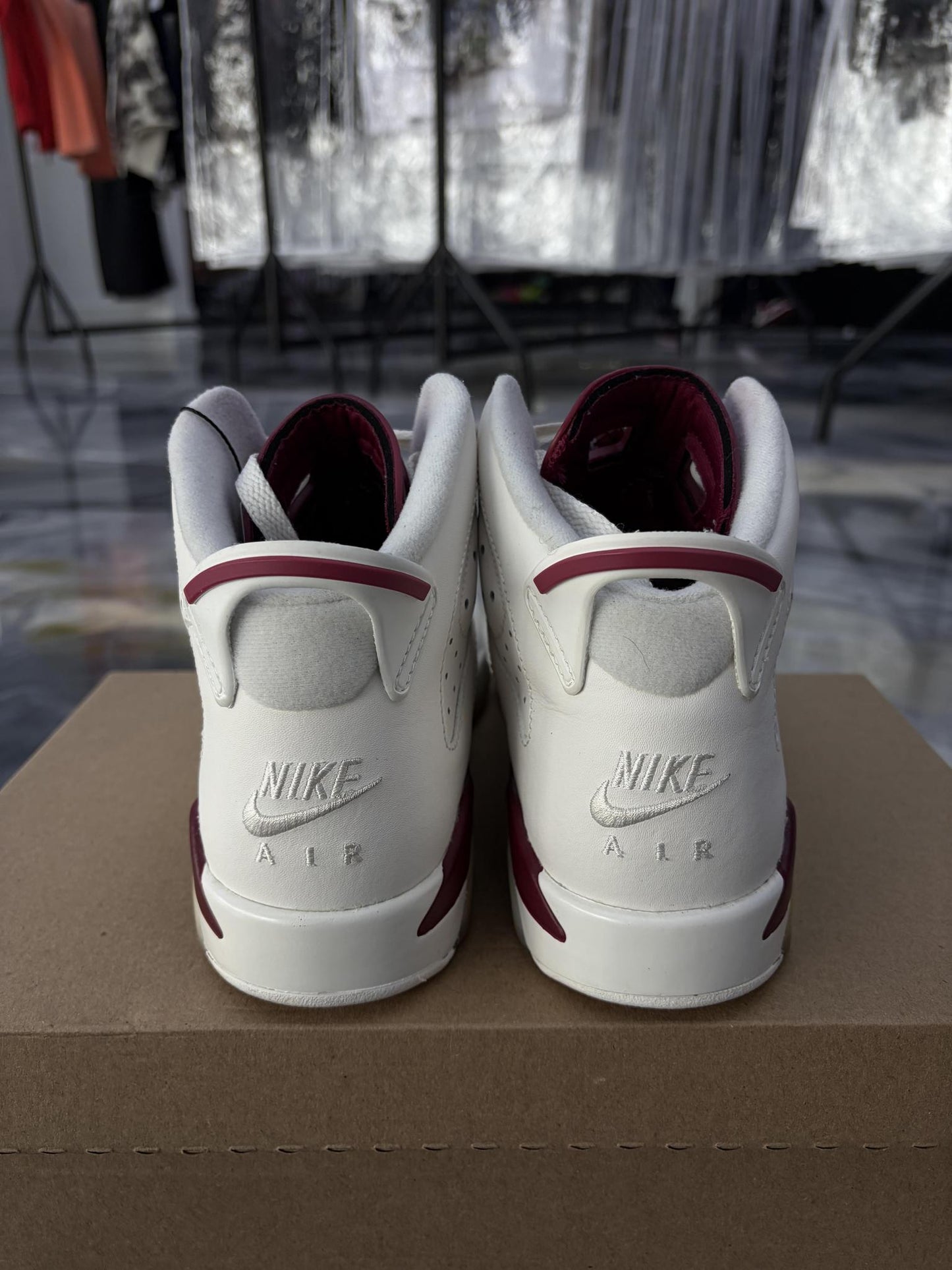 Jordan 6 "Maroon" Used Size 7Y/8.5W