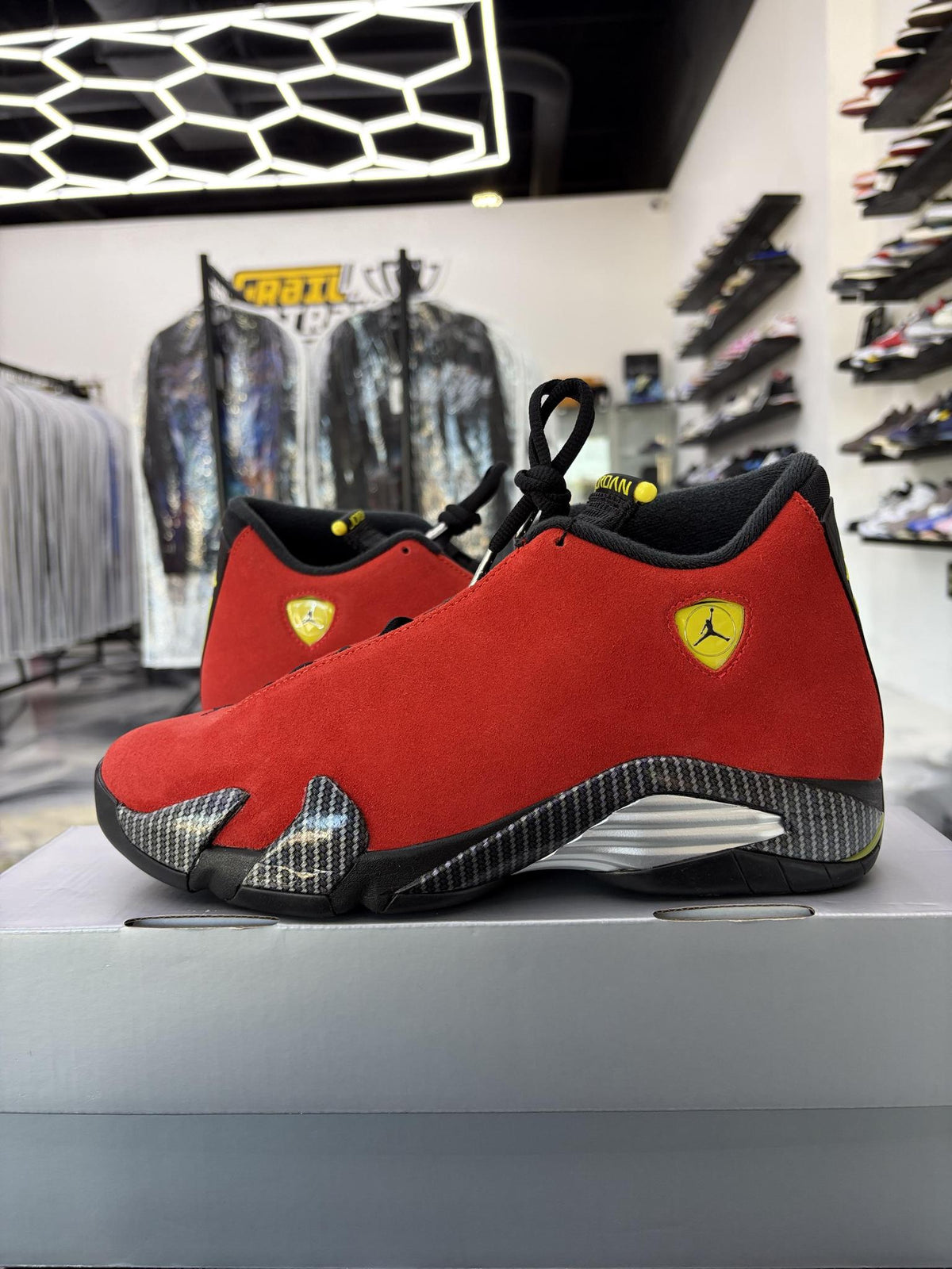 Jordan 14 "Ferrari" Used Size 9