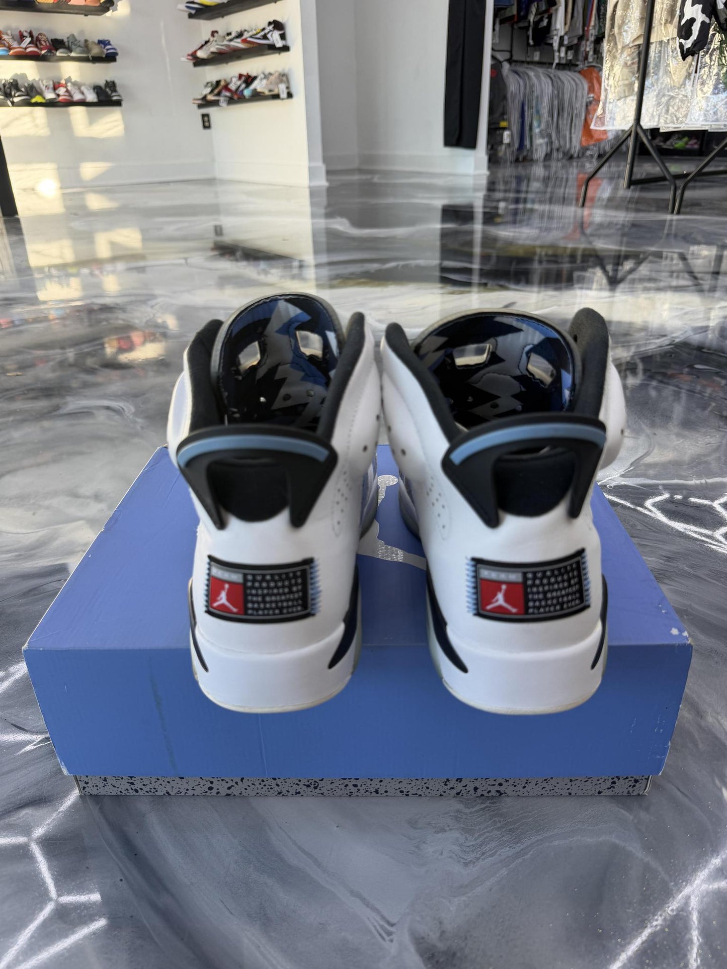 Jordan 6 "UNC" Used Size 11.5