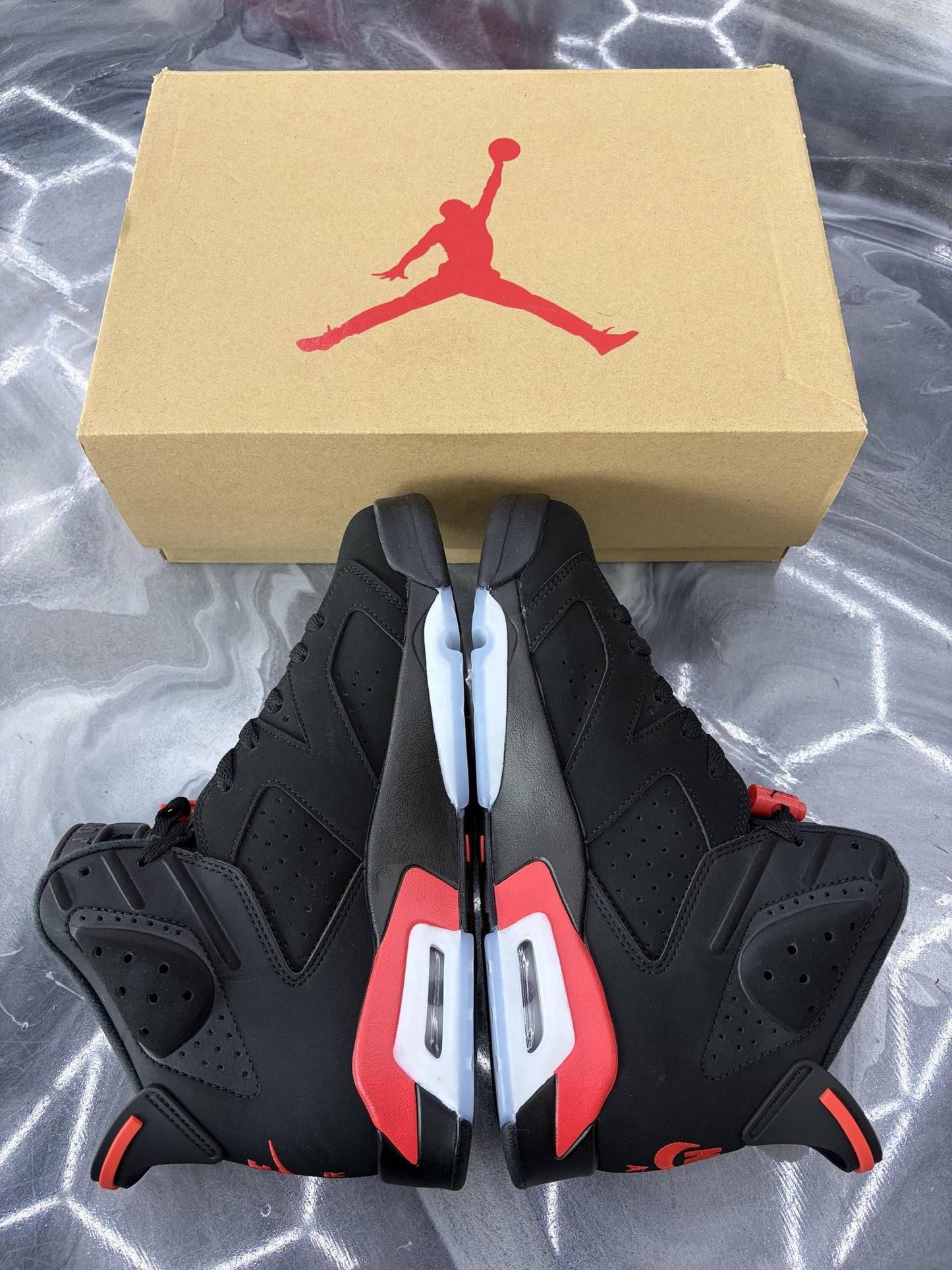 Jordan 6 "Infrared" Used Size 8.5
