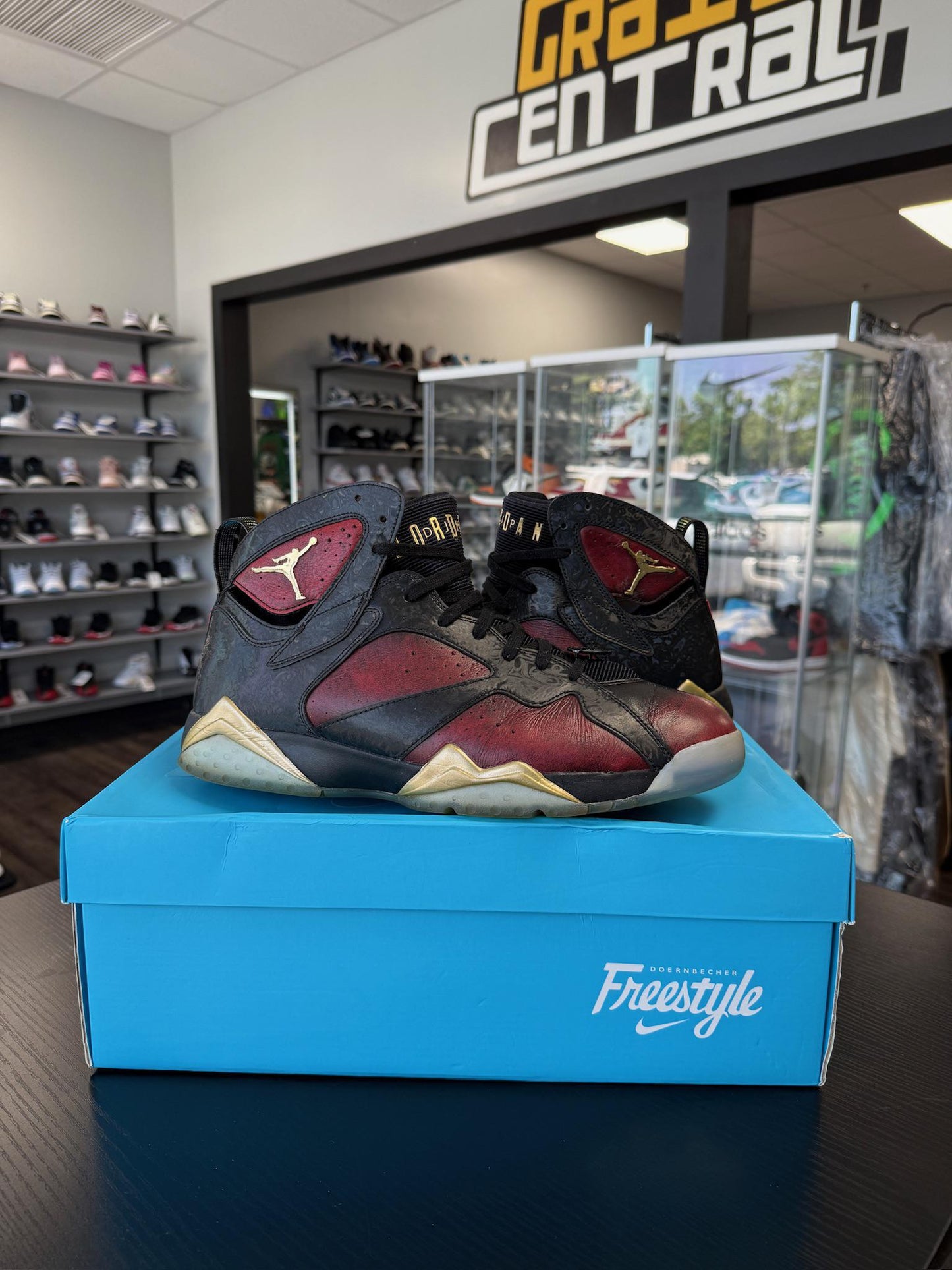 Jordan 7 x Doernbecher "Damien Phillips" Used Size 12