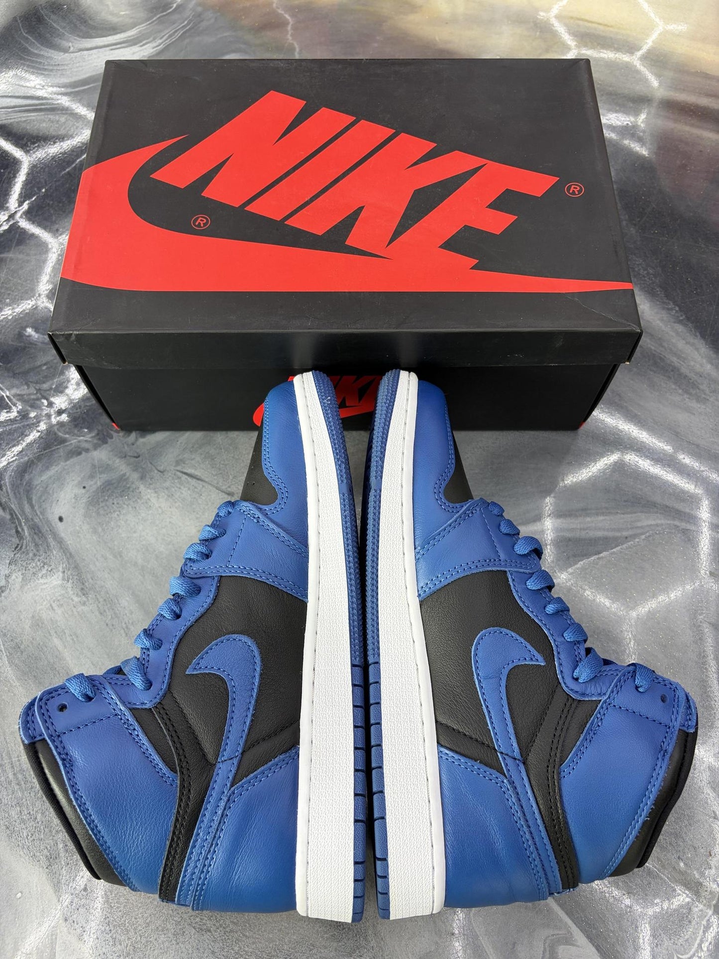 Jordan 1 "Dark Marina Blue" Size 7Y/8.5W