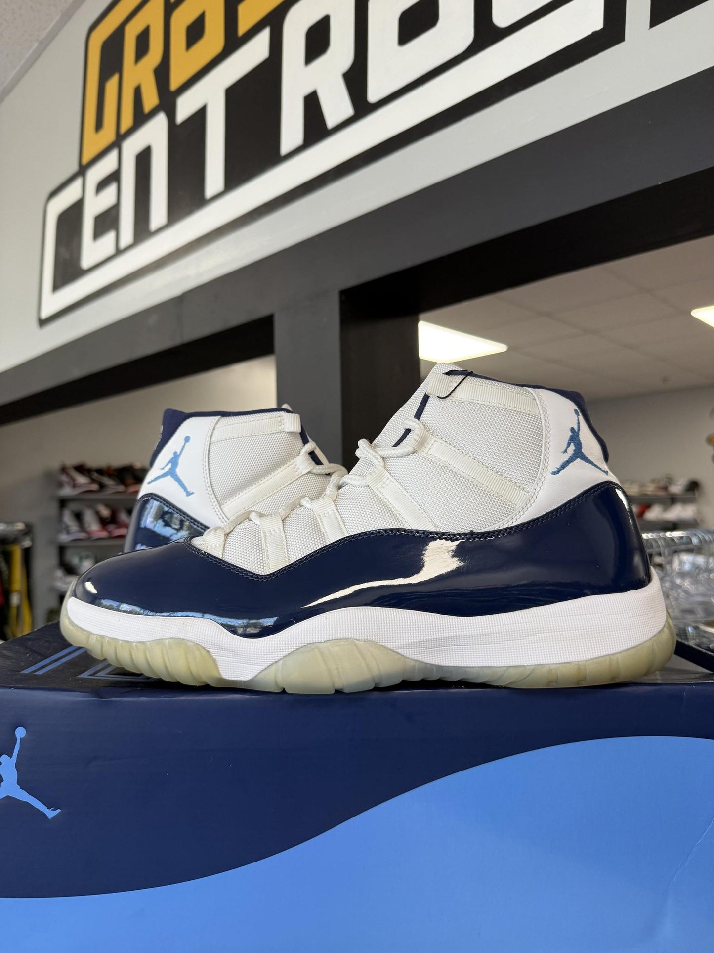 Jordan 11 "Win Like 82" Used Size 14