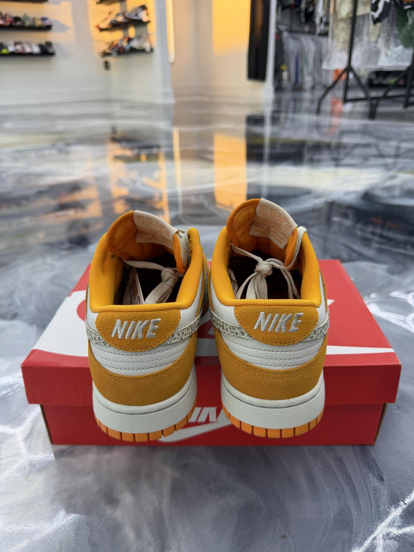 Nike Dunk Low "Safari Swoosh Kumquat" Used Size 9