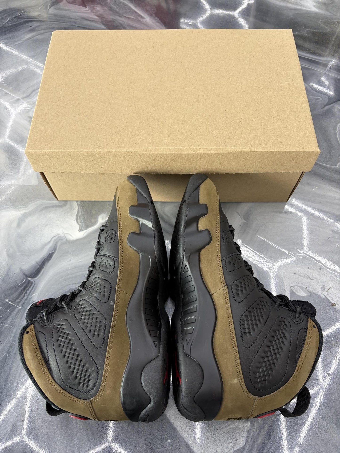 Jordan 9 "Olive" Used Size 8