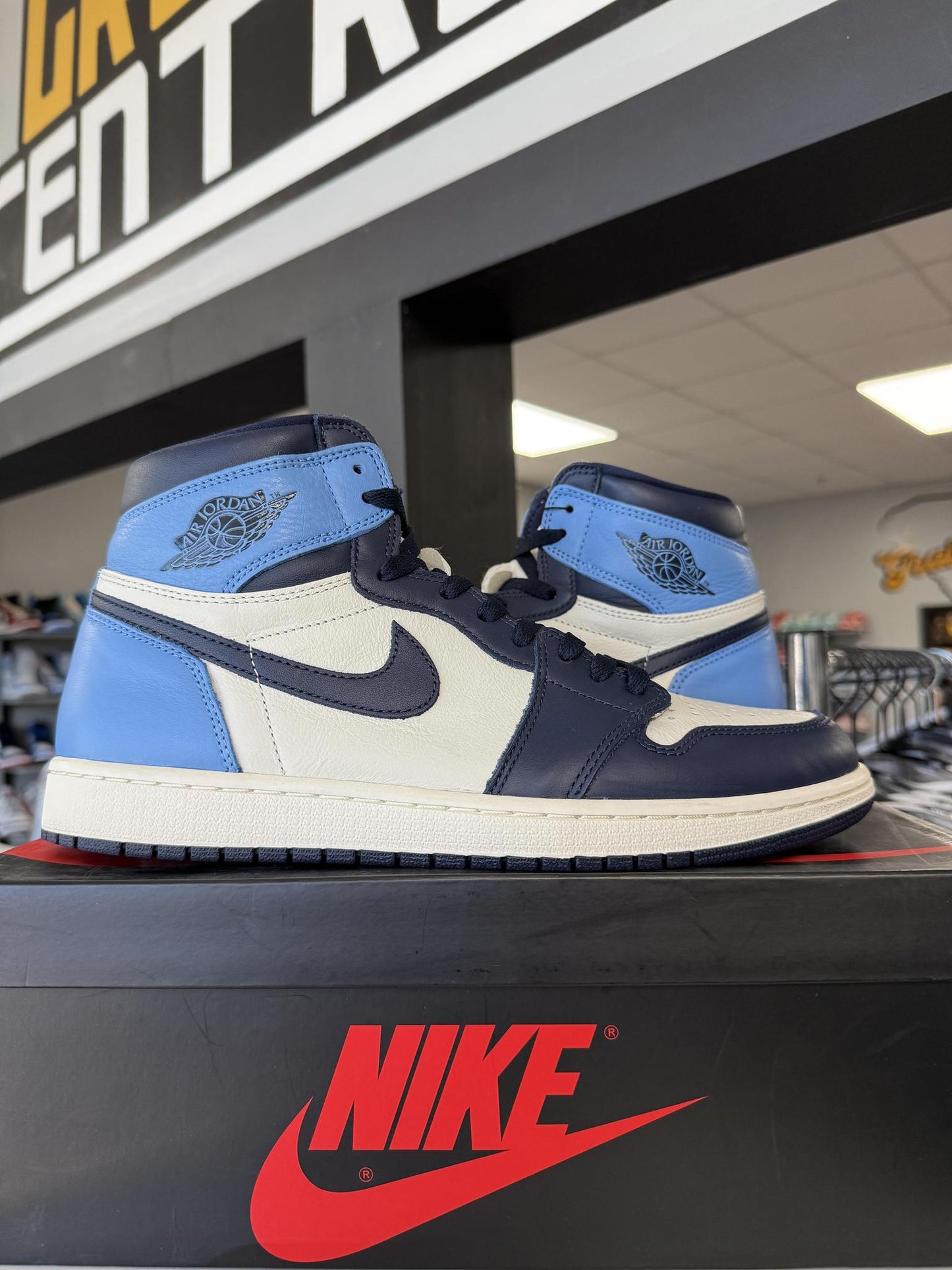 Jordan 1 "Obsidian" Used Size 11.5