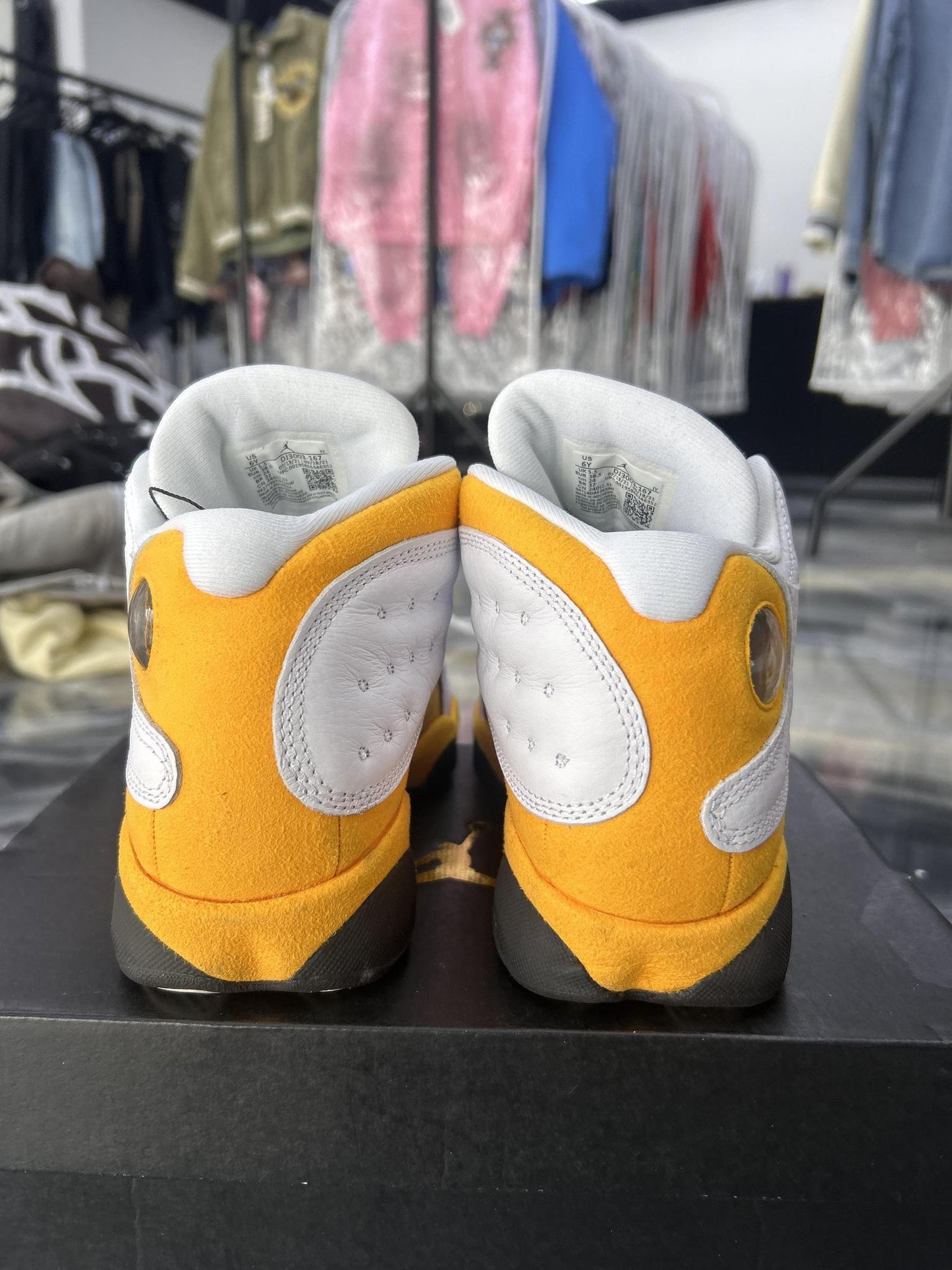Jordan 13 "Del Sol" Used Size 6Y/7.5W