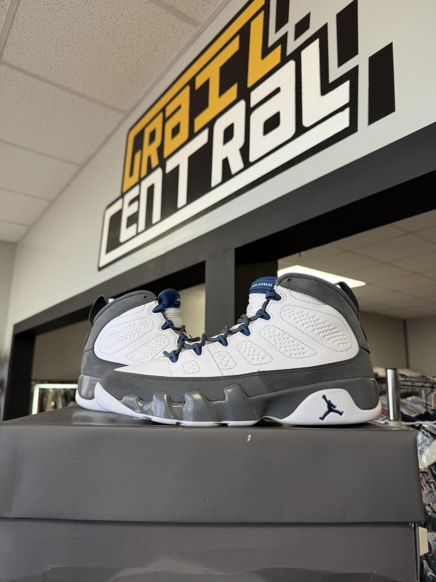 Jordan 9 "Flint" Used Size 9.5