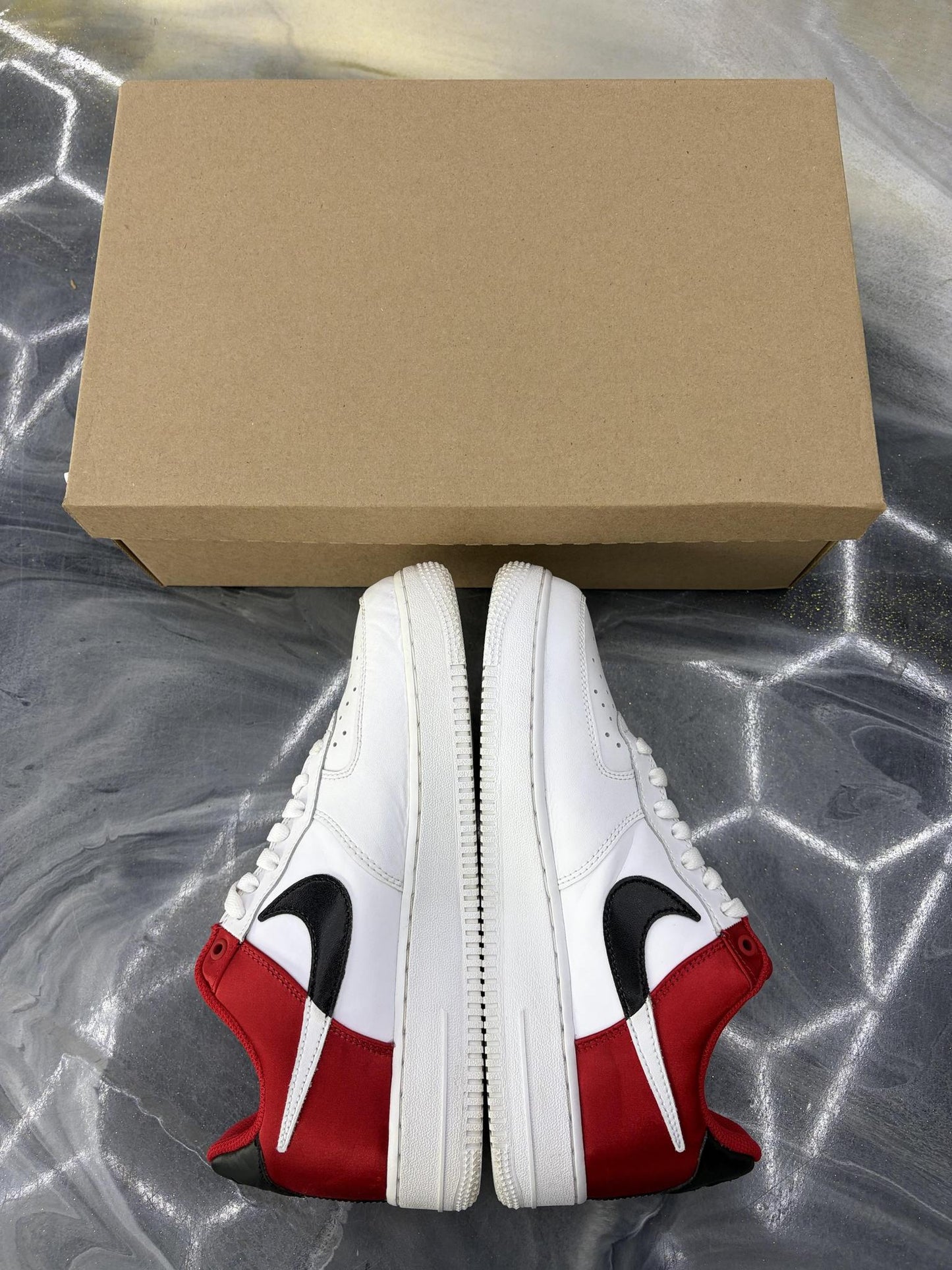 Nike Air Force 1 07 LV8 "Red" Used Size 8