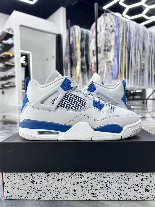 Jordan 4 Military Blue Used Size 7Y/8.5W