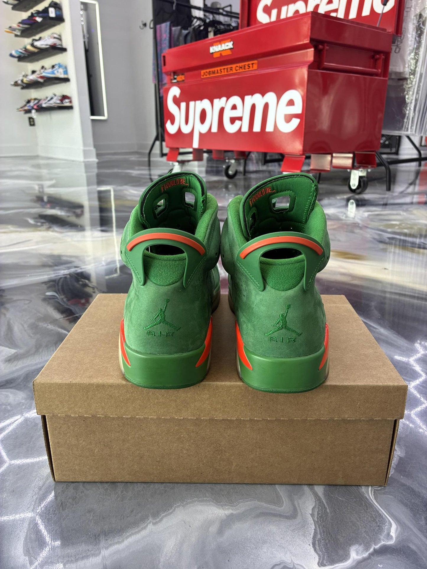 Jordan 6 "Gatorade Green" Used Size 12