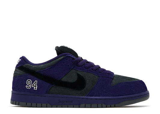 Nike SB Dunk Low x Supreme "Ink"