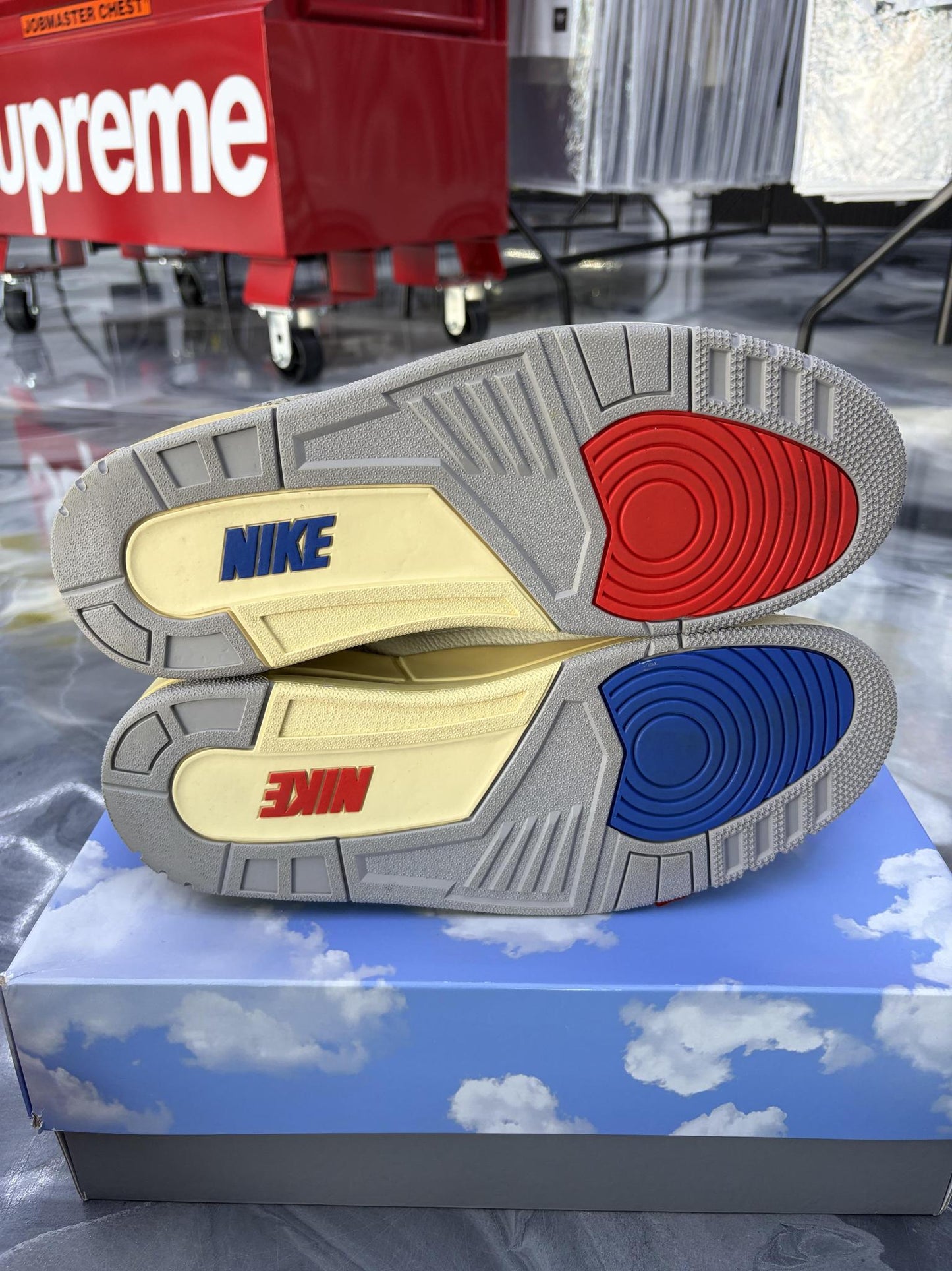 Jordan 3 "Seoul" Used Size 13