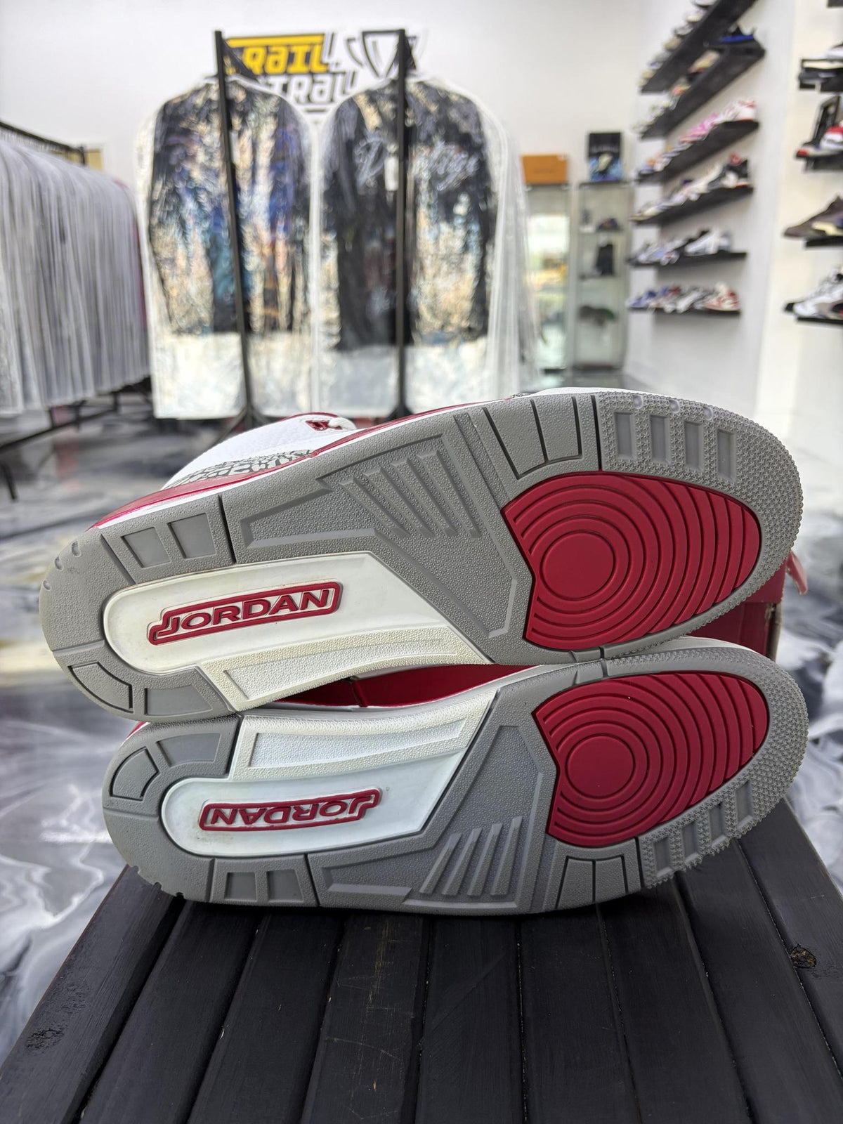 Jordan 3 "Cardinal" Used Size 11