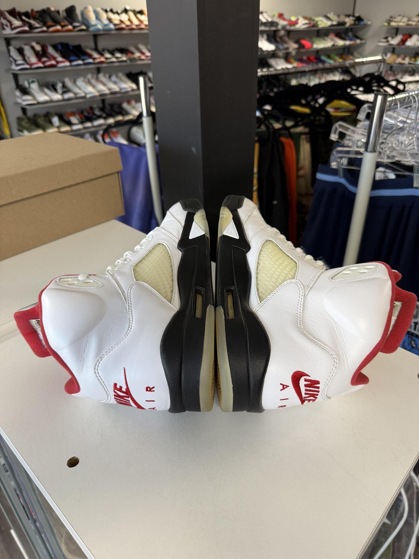 Jordan 5 "Fire Red (2020)" Used Size 12