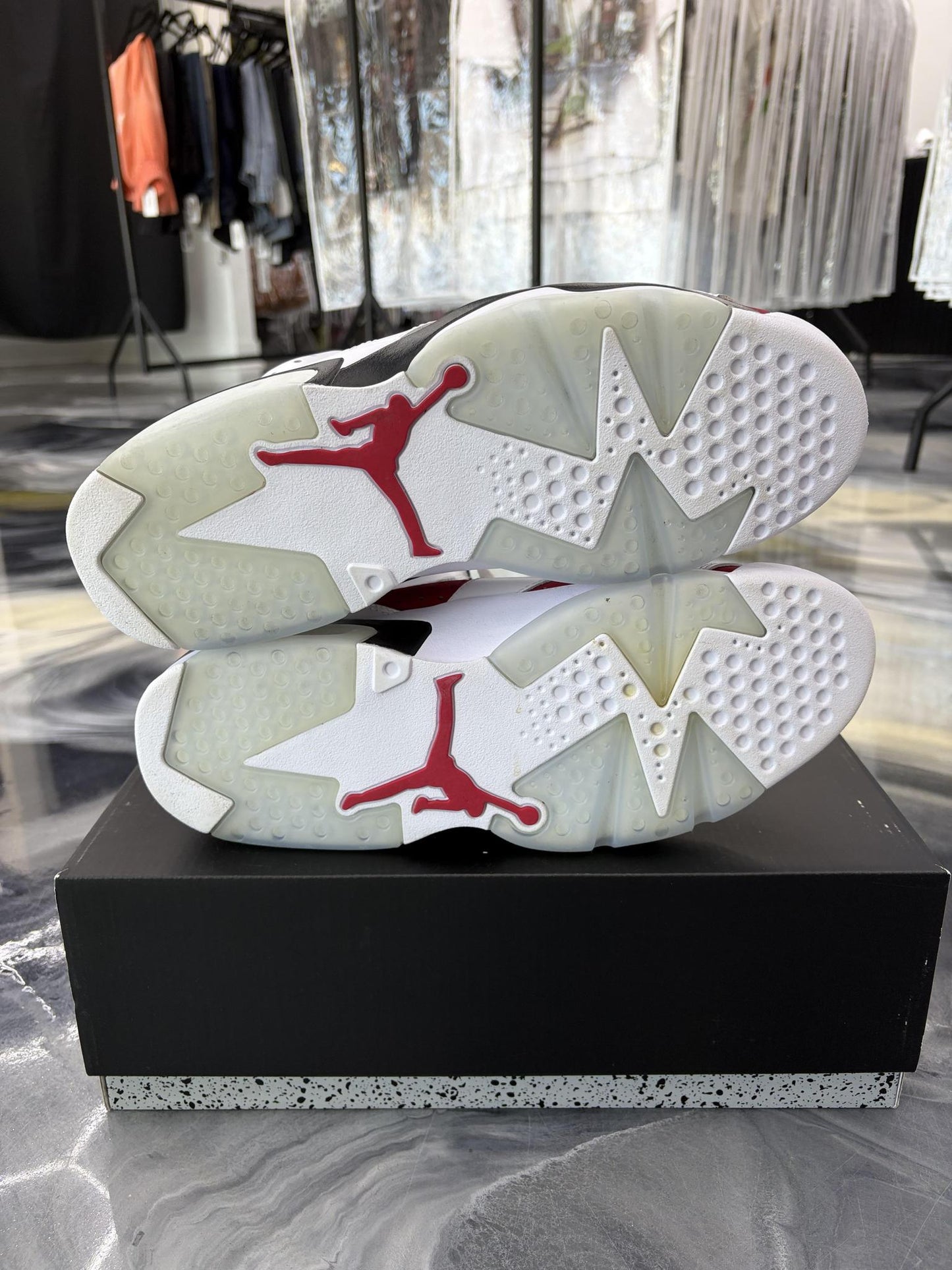 Jordan 6 "Carmine" Used Size 10.5