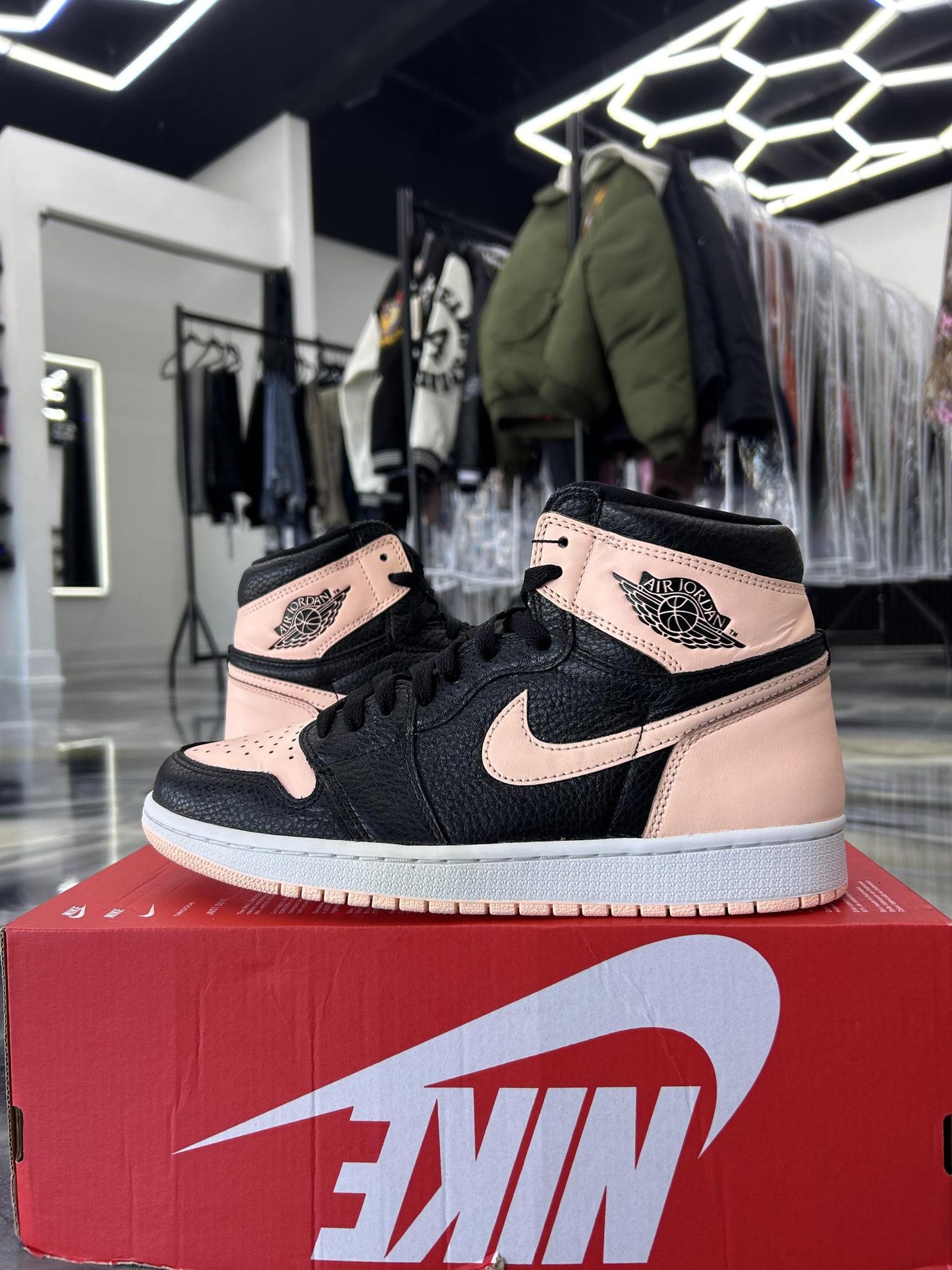 Jordan 1 "Crimson Tint" Used Size 9