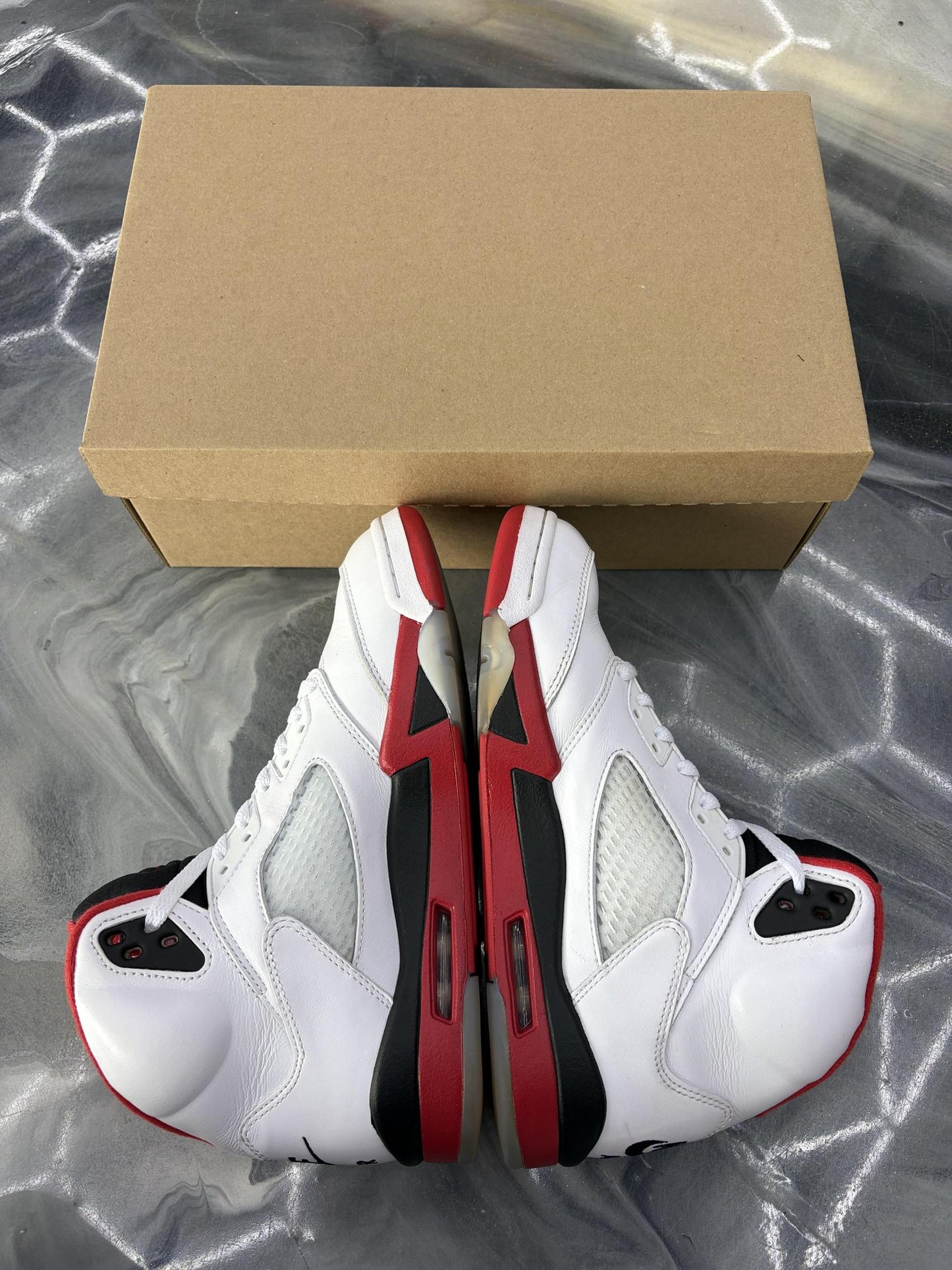 Jordan 5 "Fire Red" Used Size 8.5