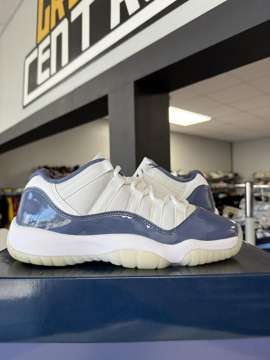 Jordan 11 Low "Diffused Blue" Used Size 6Y/7.5W