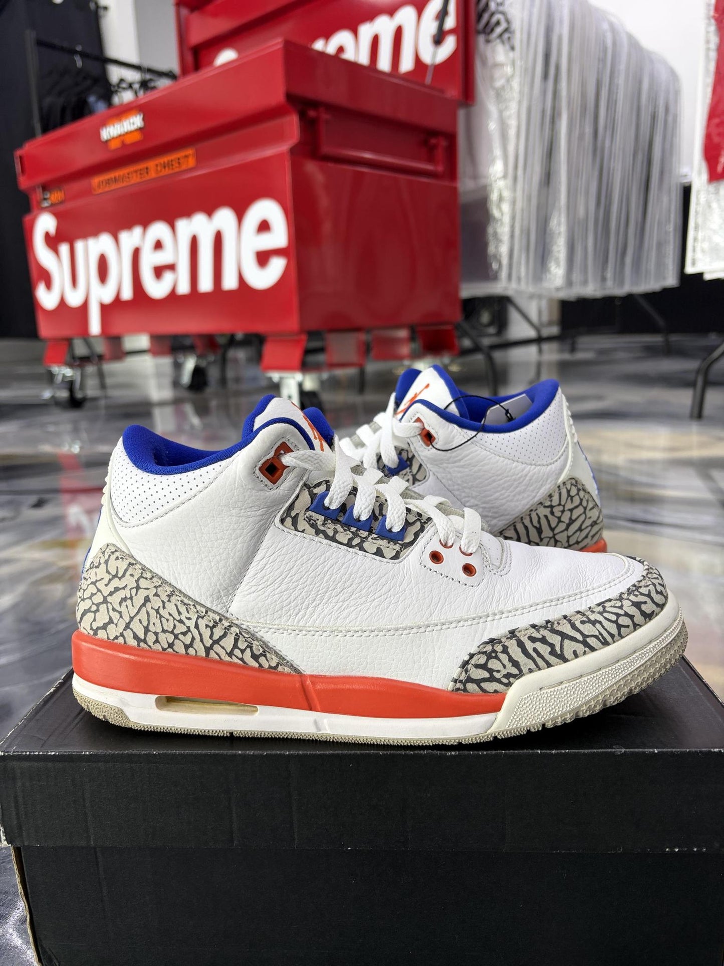 Jordan 3 "Knicks" Used Size 7Y/8.5W