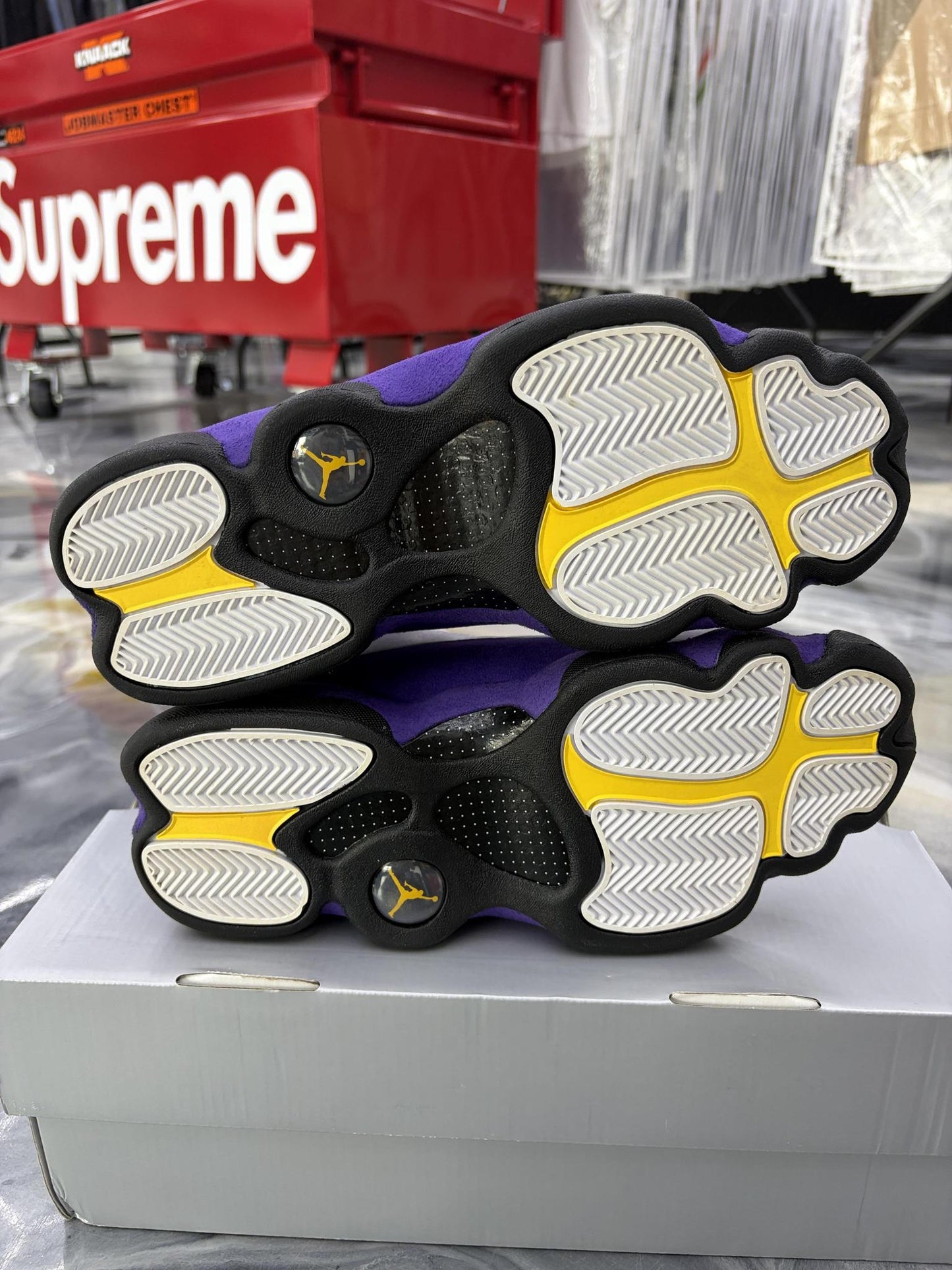Jordan 13 "Lakers" Used Size 9.5