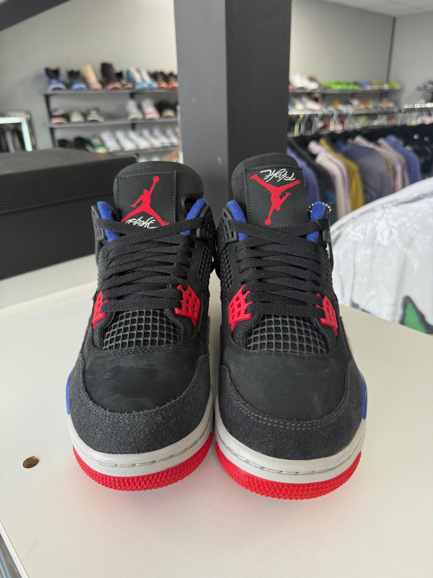 Jordan 4 "Rare Air" Used Size 8