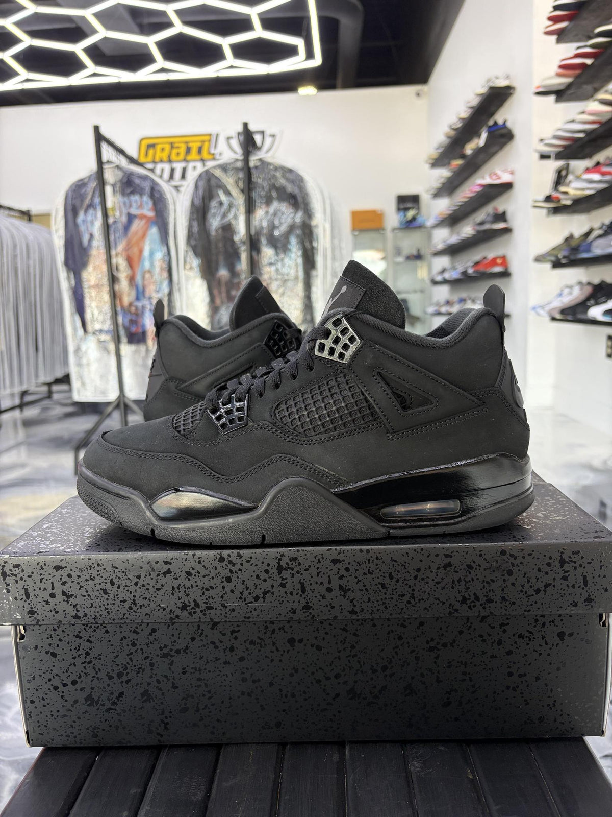 Jordan 4 "Black Cat" Used Size 9.5