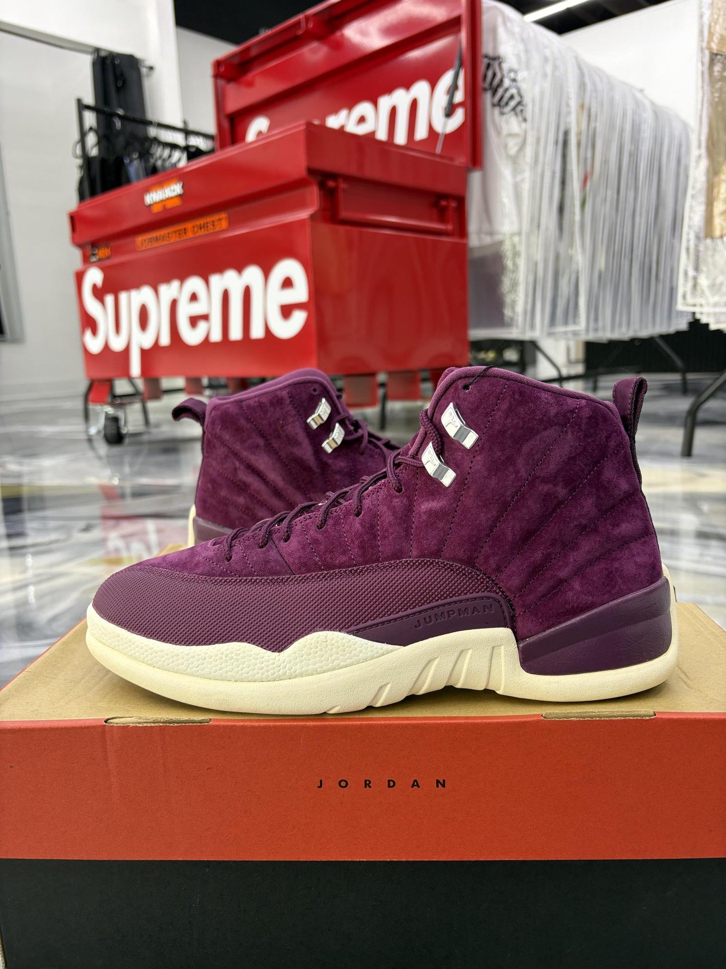 Jordan 12 "Bordeaux" Used Size 11