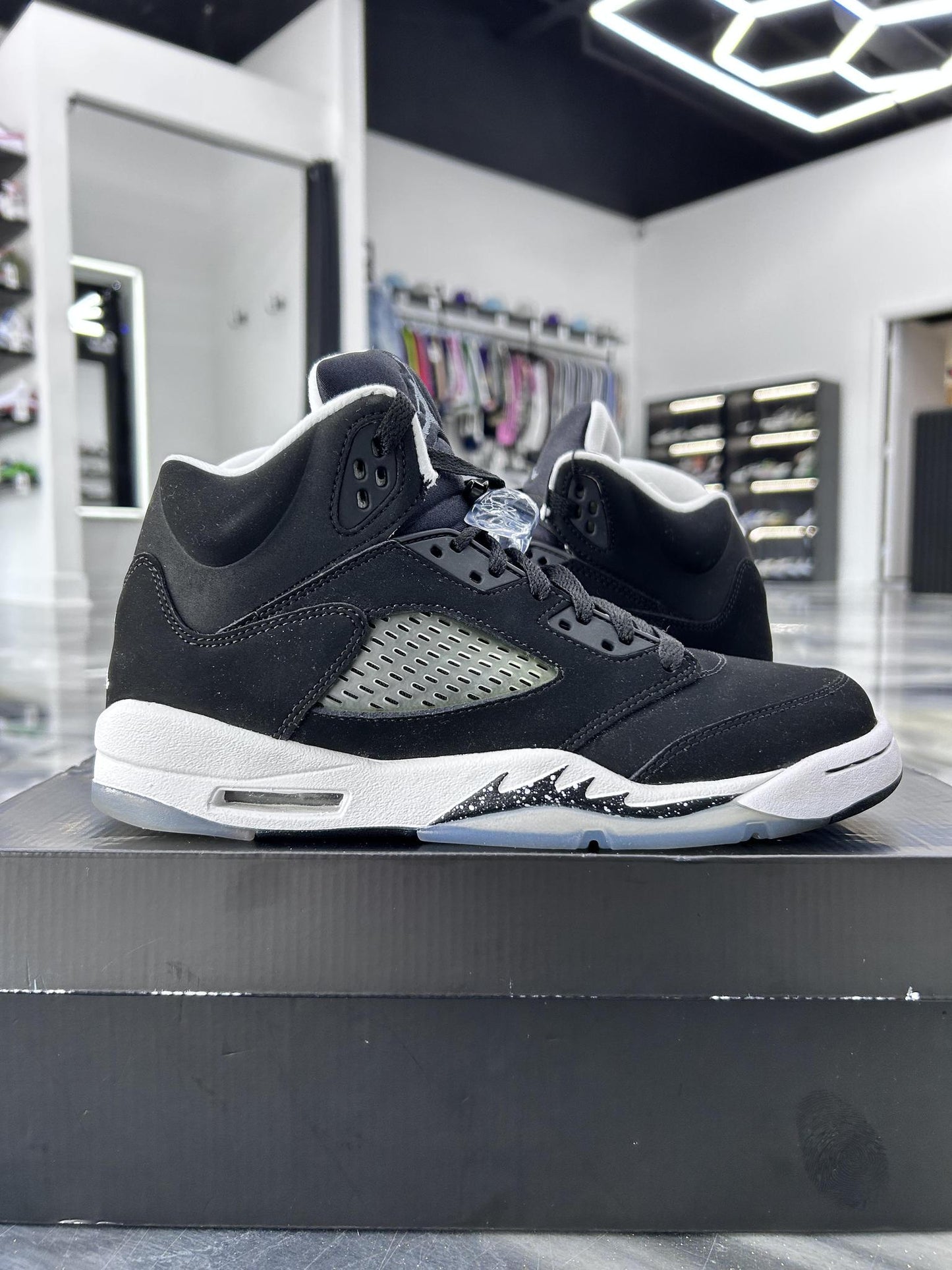 Jordan 5 "Oreo" Used Size 7Y/8.5W
