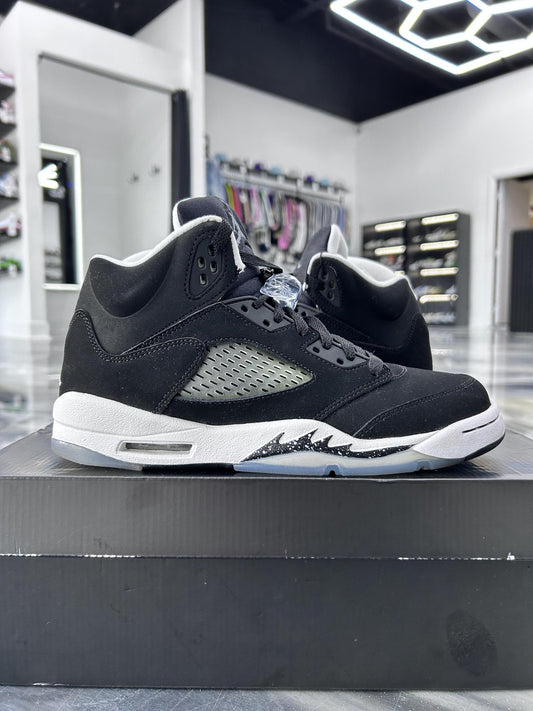 Jordan 5 "Oreo" Used Size 7Y/8.5W