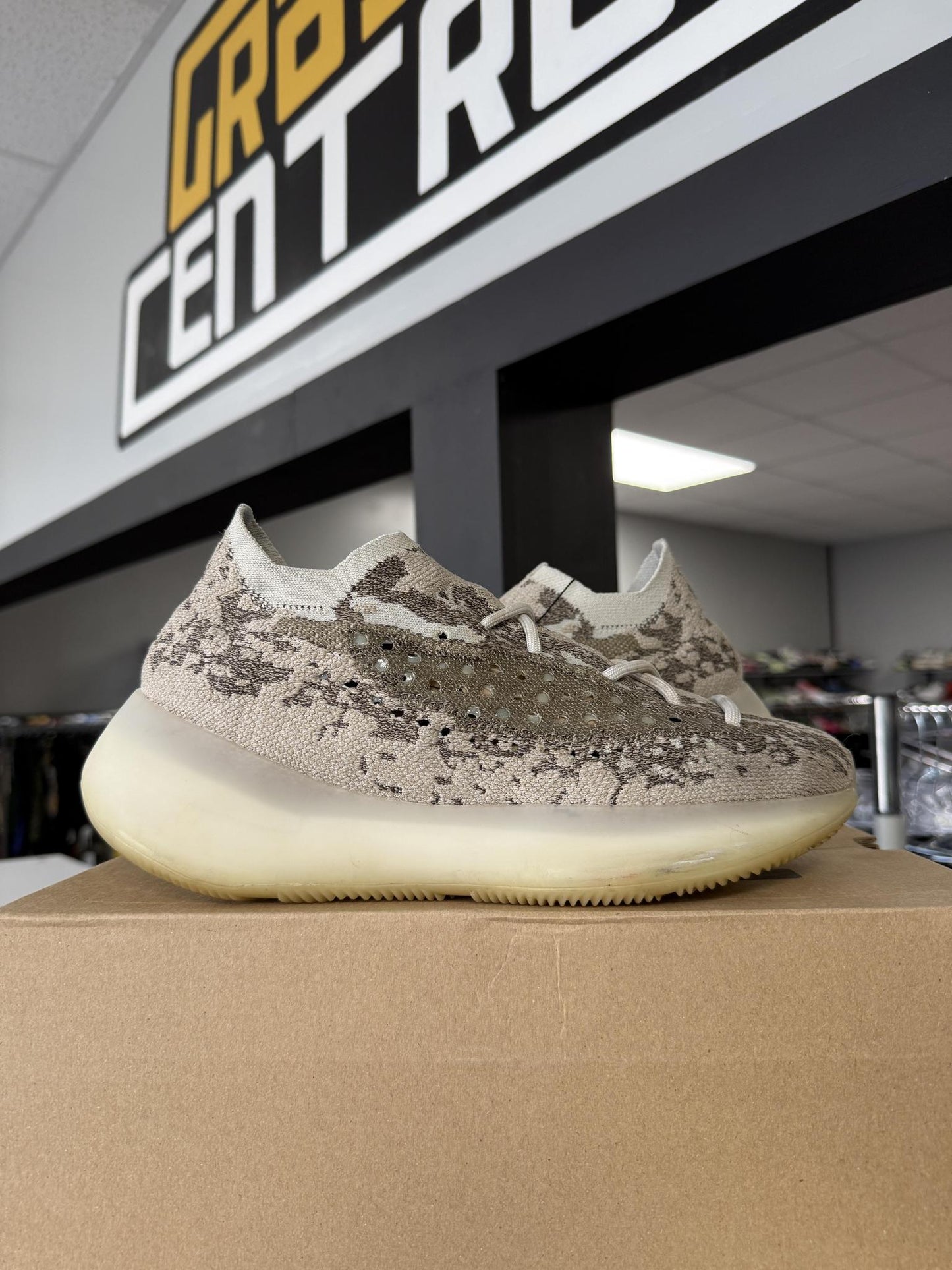 Adidas Yeezy 380 "Pyrite" Used Size 9