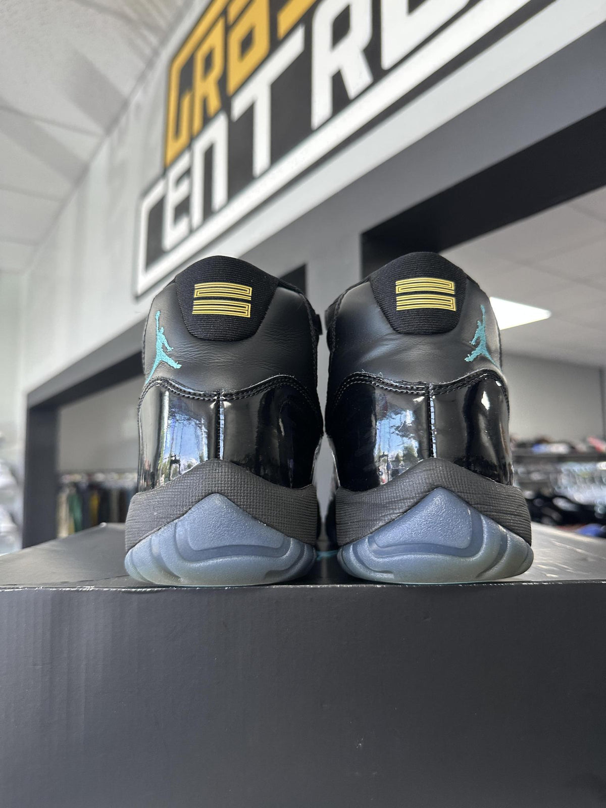 Jordan 11 Gamma Used