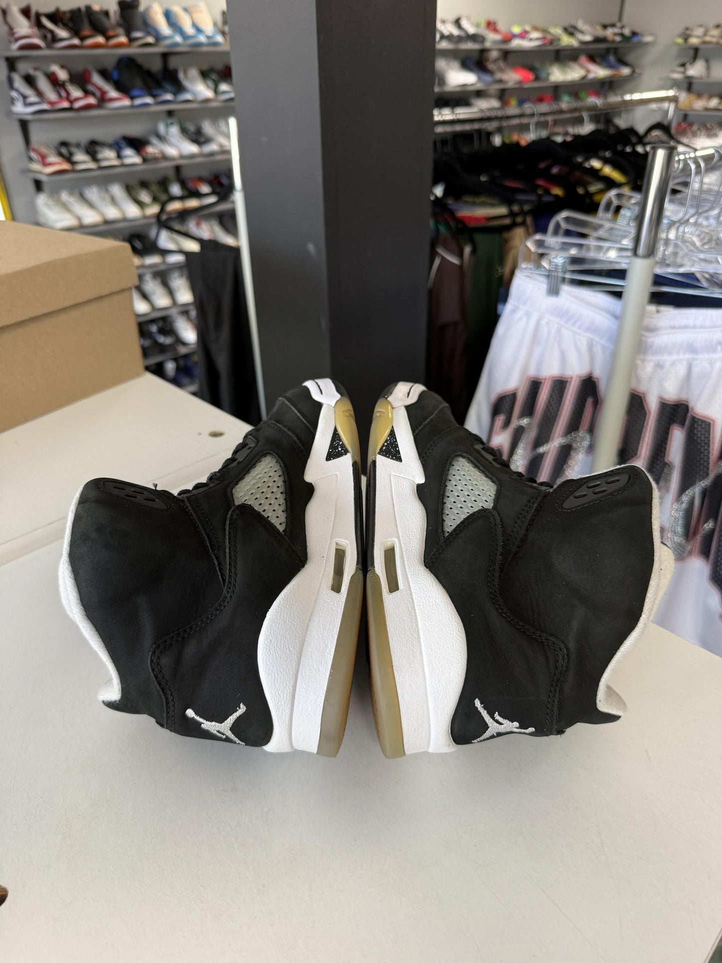 Jordan 5 "Moonlight" Used Size 7Y/8.5W