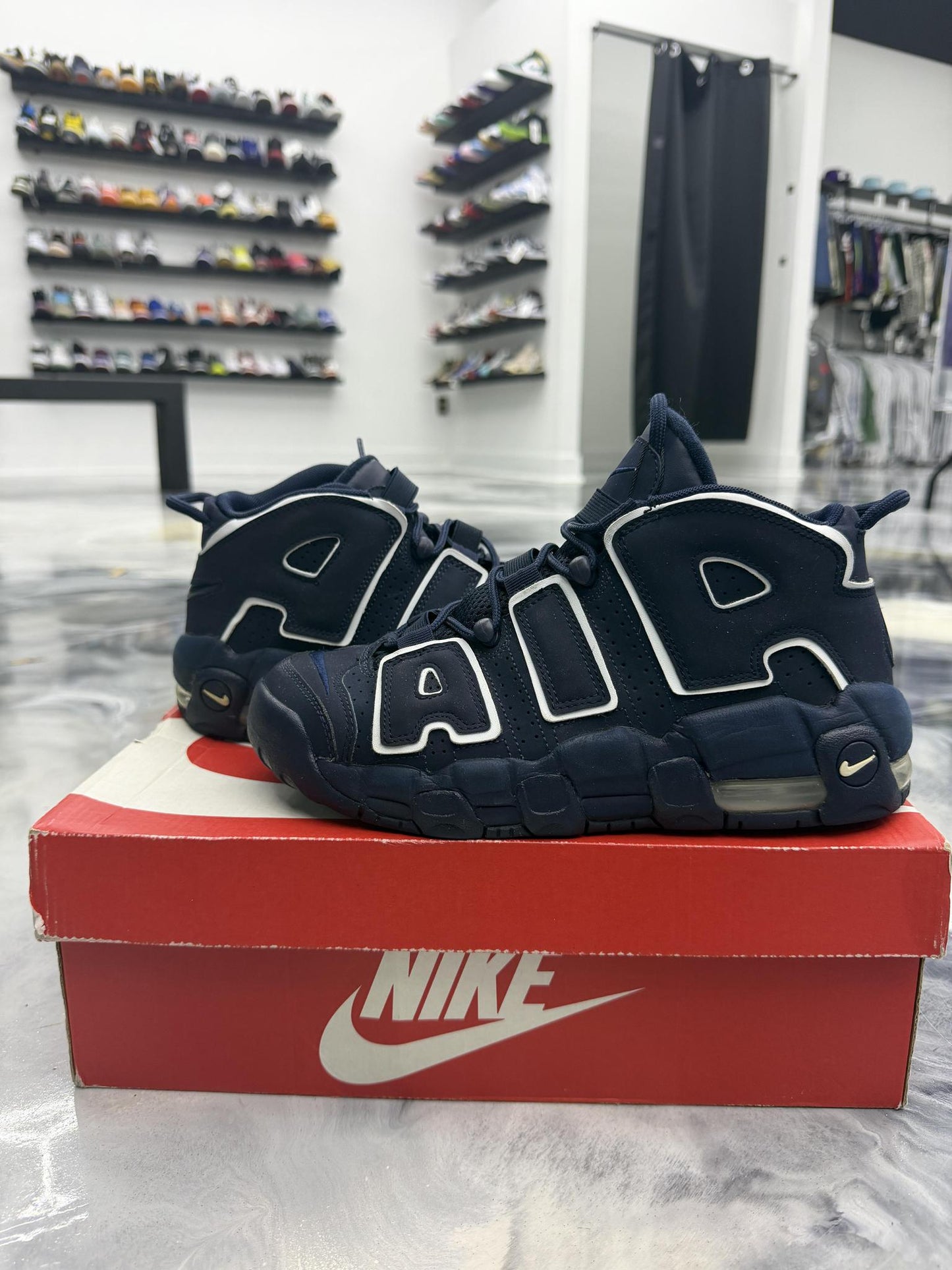 Nike Air More Uptempo "Navy" Used Size 7Y/8.5W