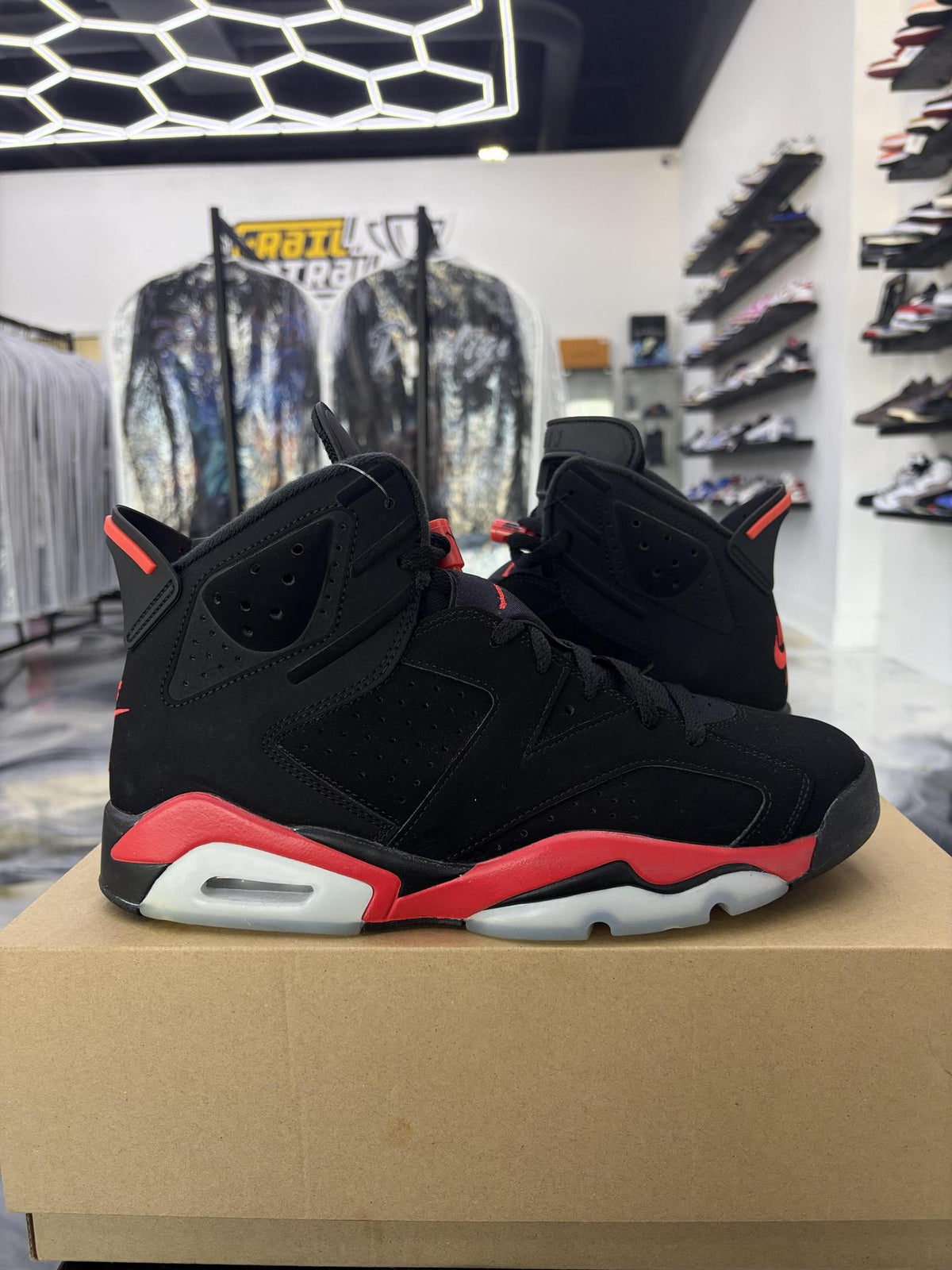 Jordan 6 "Salesman" Used Size 10