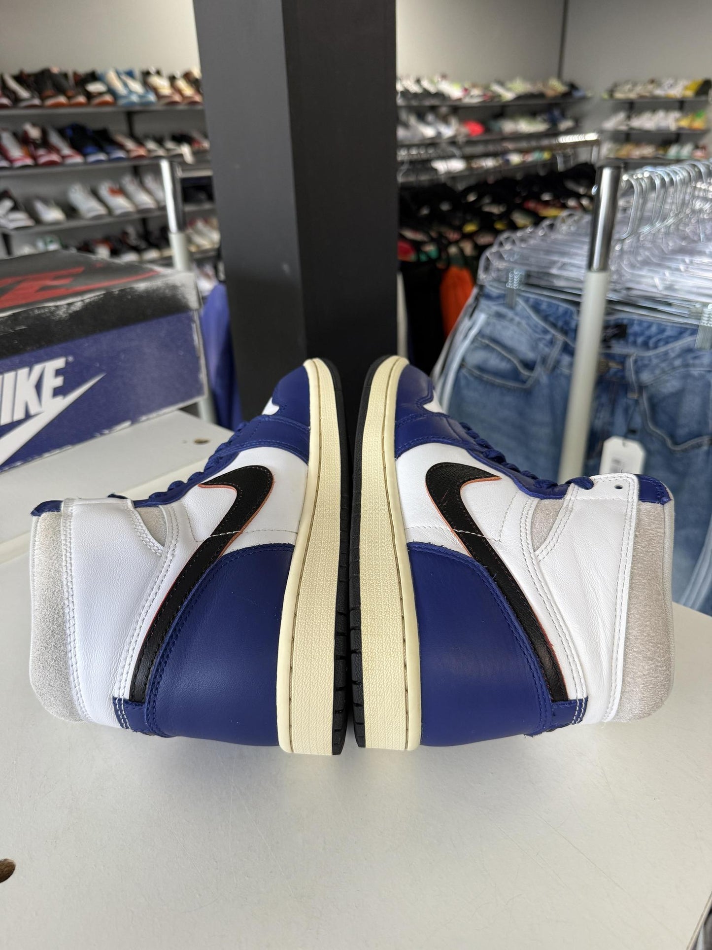 Jordan 1 "Rare Air" Used Size 8.5