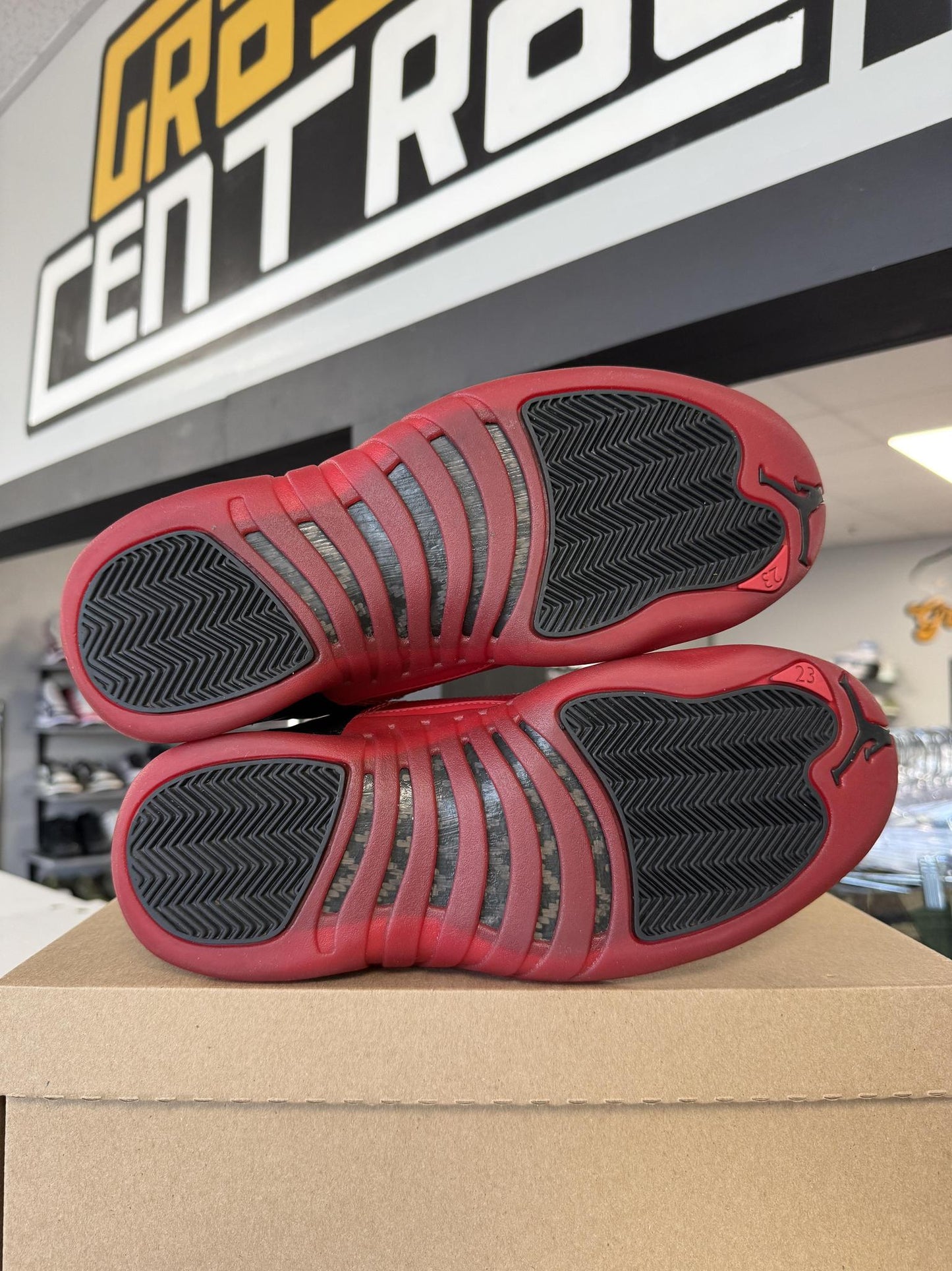 Jordan 12 "Flu Game" Used Size 8.5