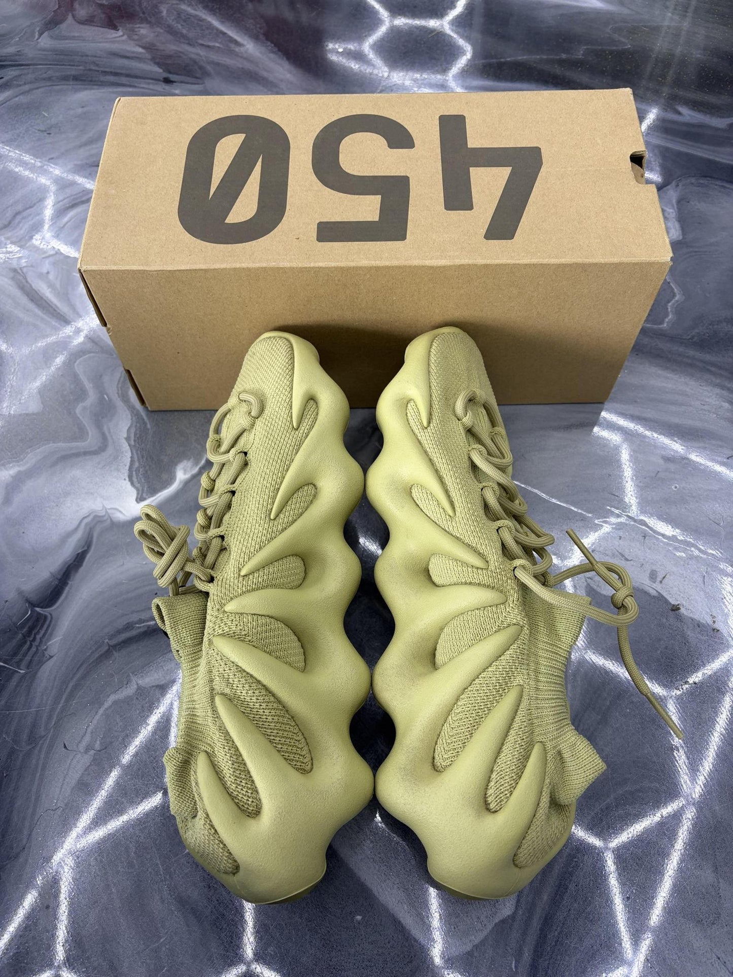 Adidas Yeezy 450 "Resin" Used Size 12
