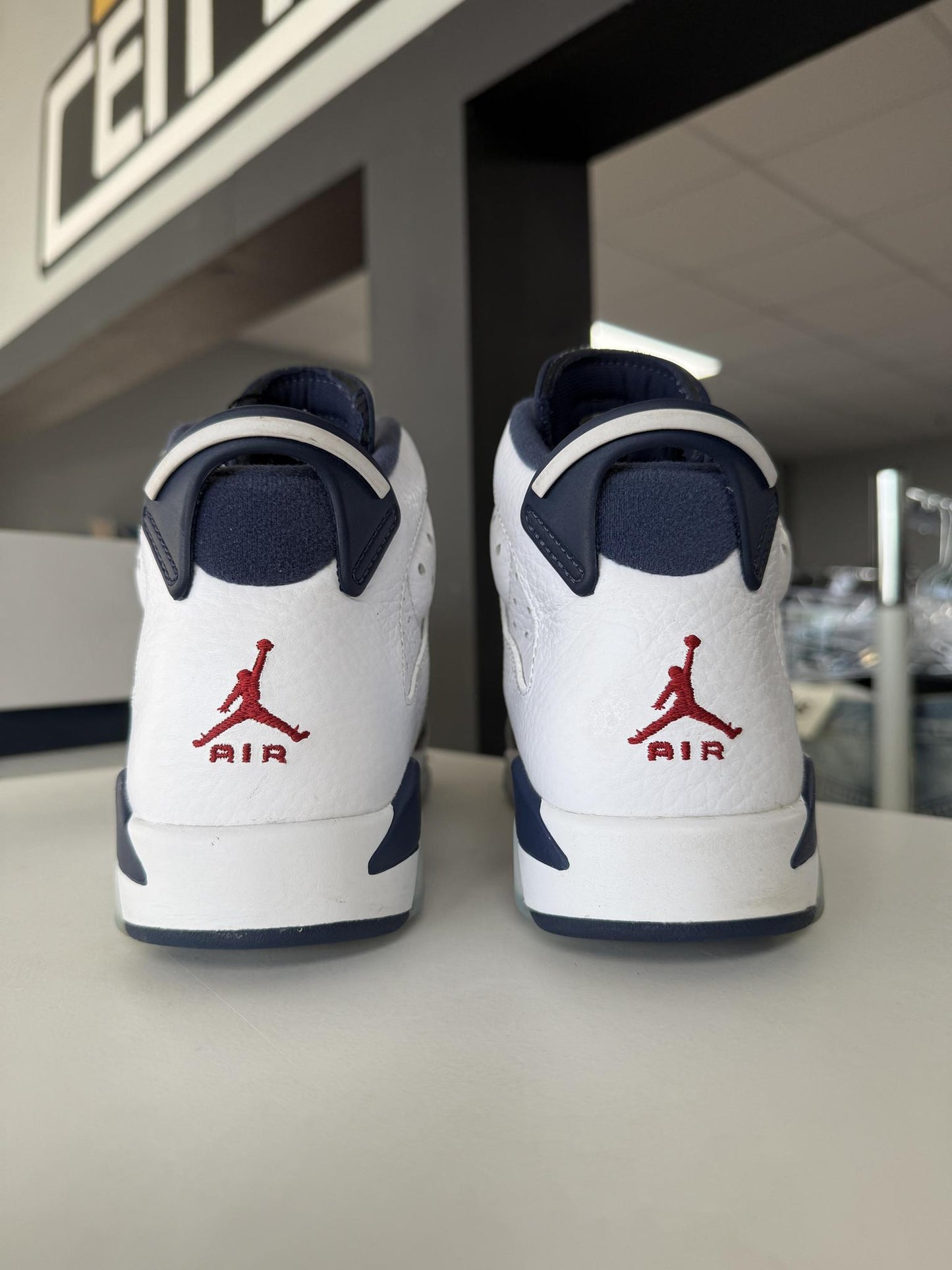 Jordan 6 "Olympic" Used Size 7Y/8.5W