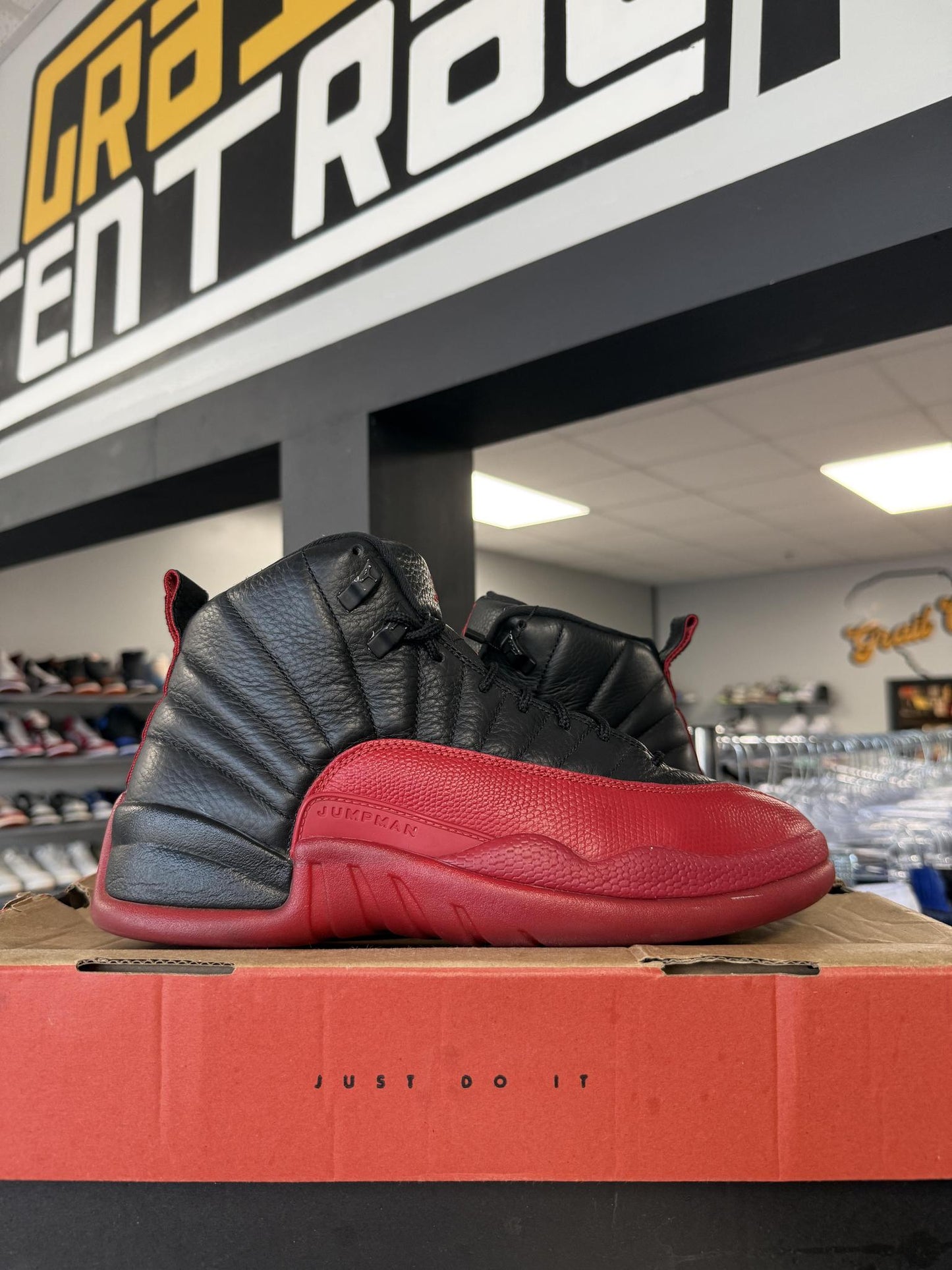 Jordan 12 "Flu Game" Used Size 9