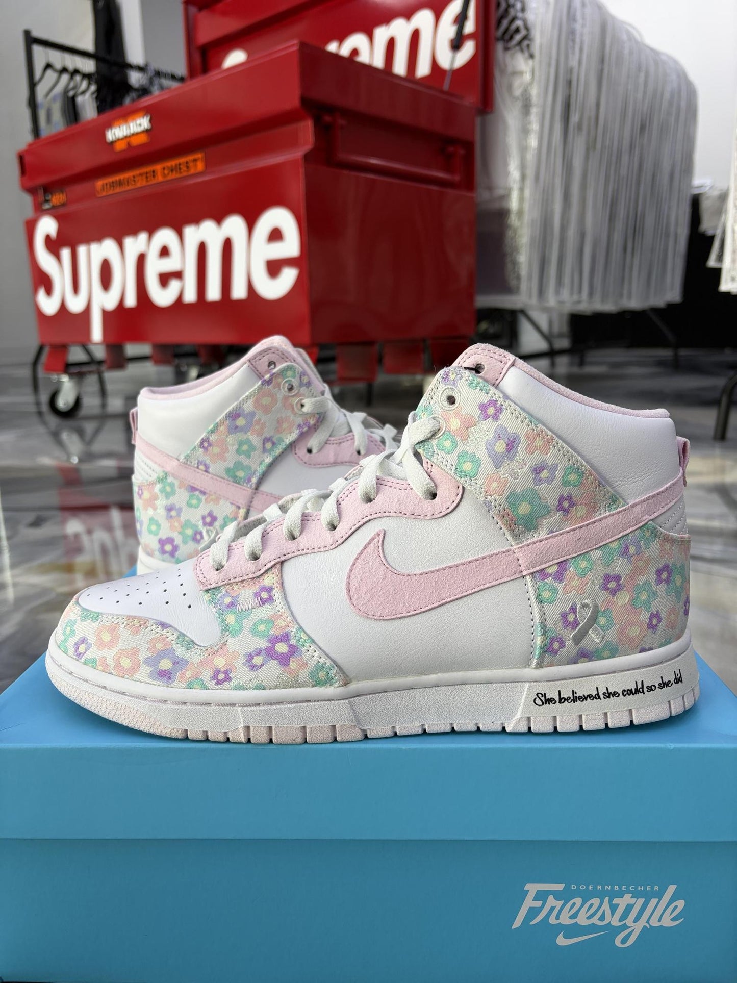 Nike Dunk High Doernbecher "Macey" Used Size 10.5