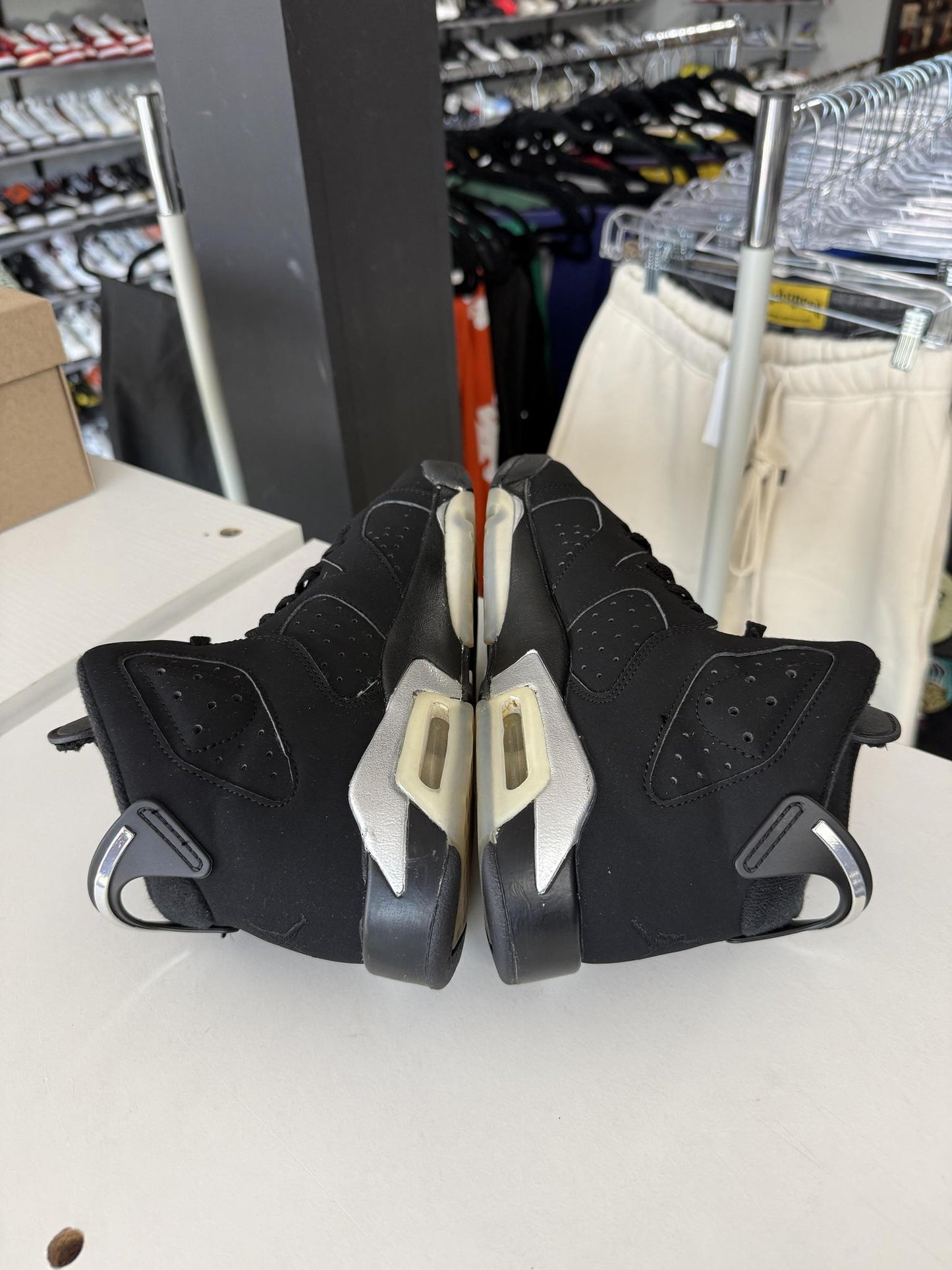 Jordan 6 "Chrome" Used Size 6Y/7.5W