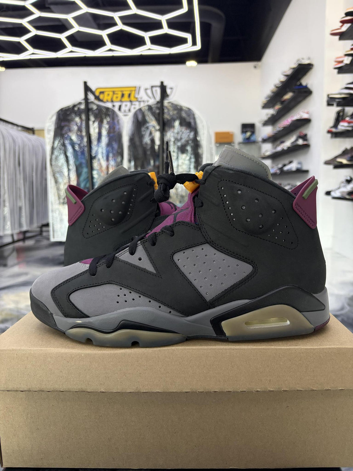 Jordan 6 "Bordeaux" Used Size 12
