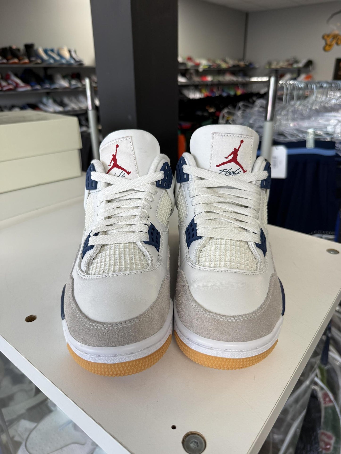 Jordan 4 SB "Navy" Used Size 6Y/7.5W