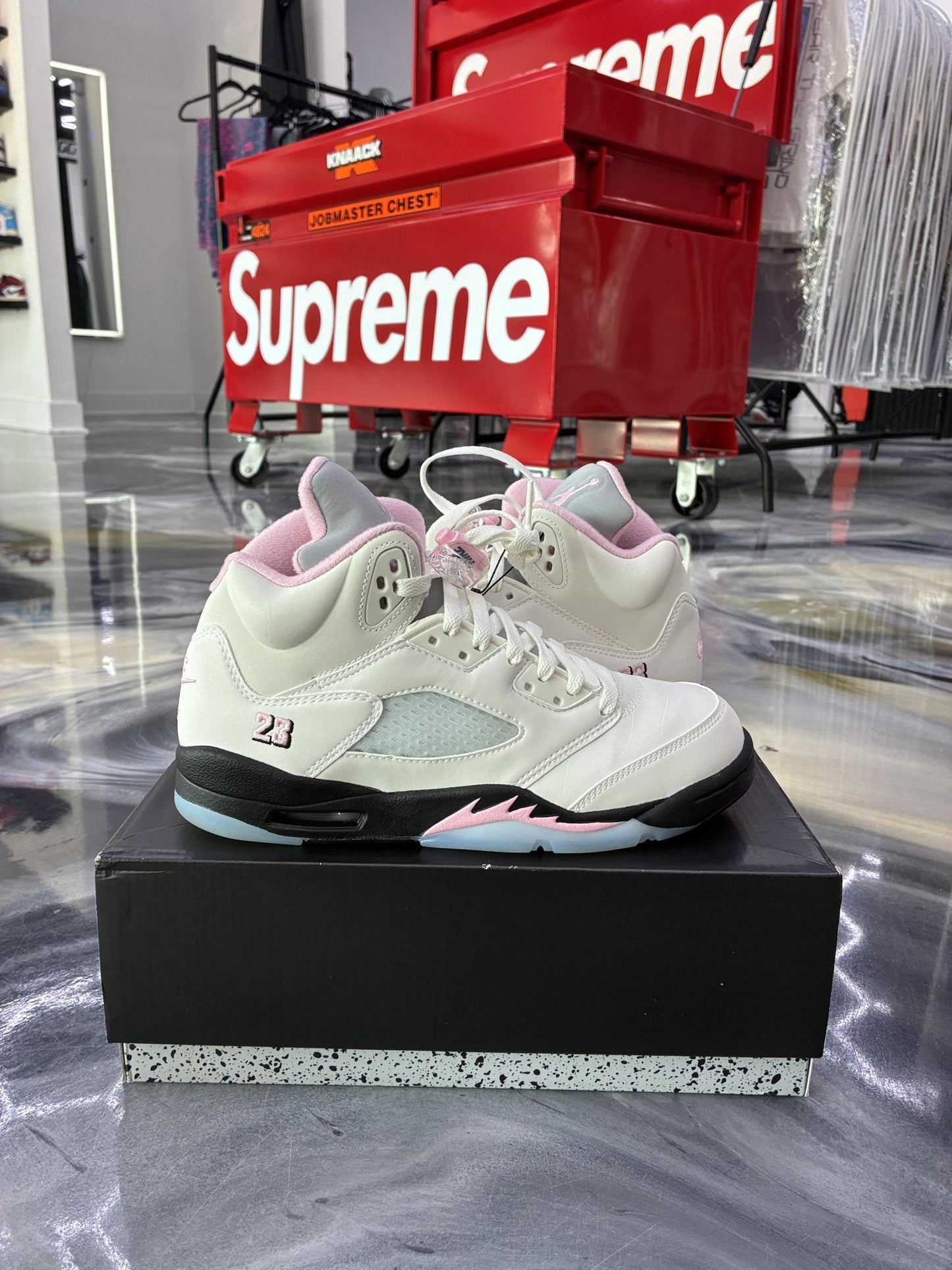 Jordan 5 "Medium Soft Pink" Used Size 7Y/8.5W