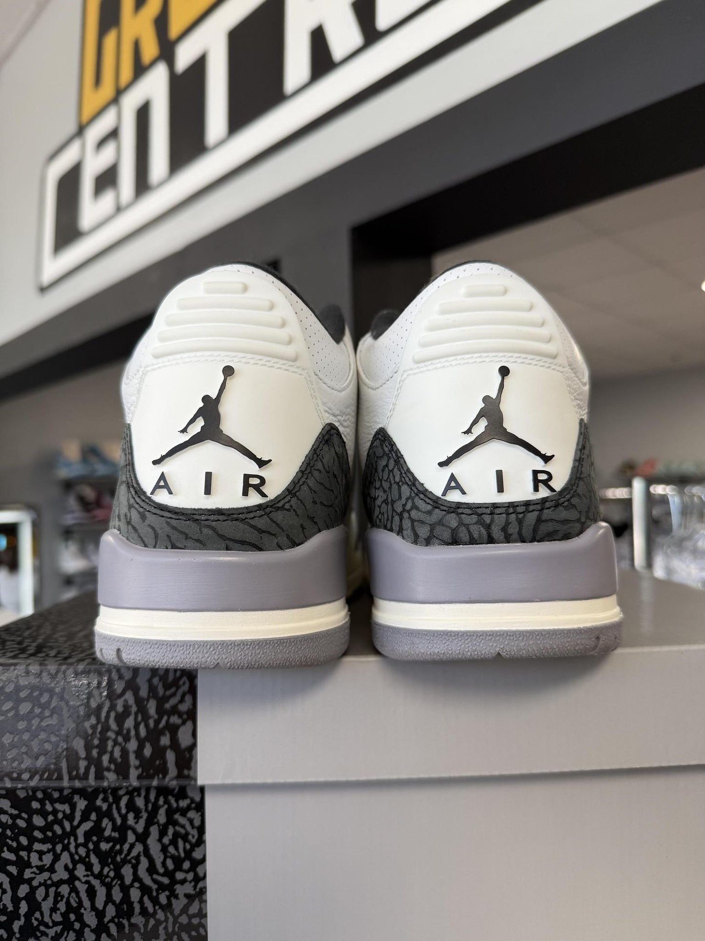 Jordan 3 "Cement Grey" Used Size 11