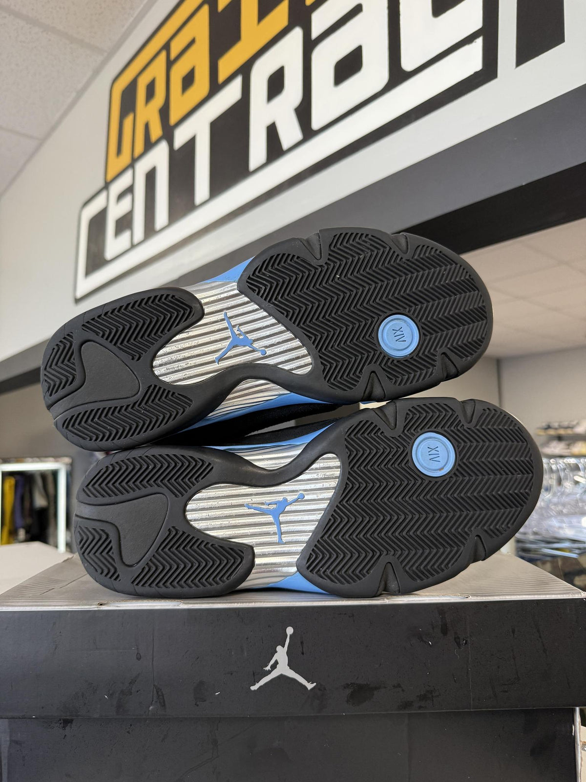 Jordan 14 "University Blue" Used Size 11
