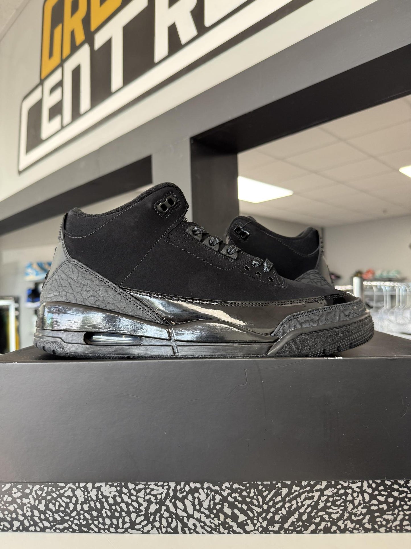 Jordan 3 "Black Cat" Used Size 10.5