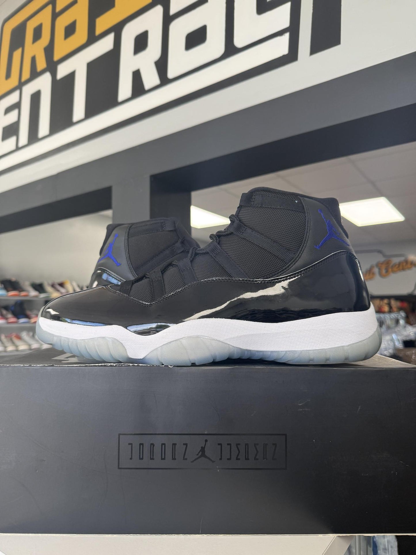 Jordan 11 "Space Jam" Used Size 14